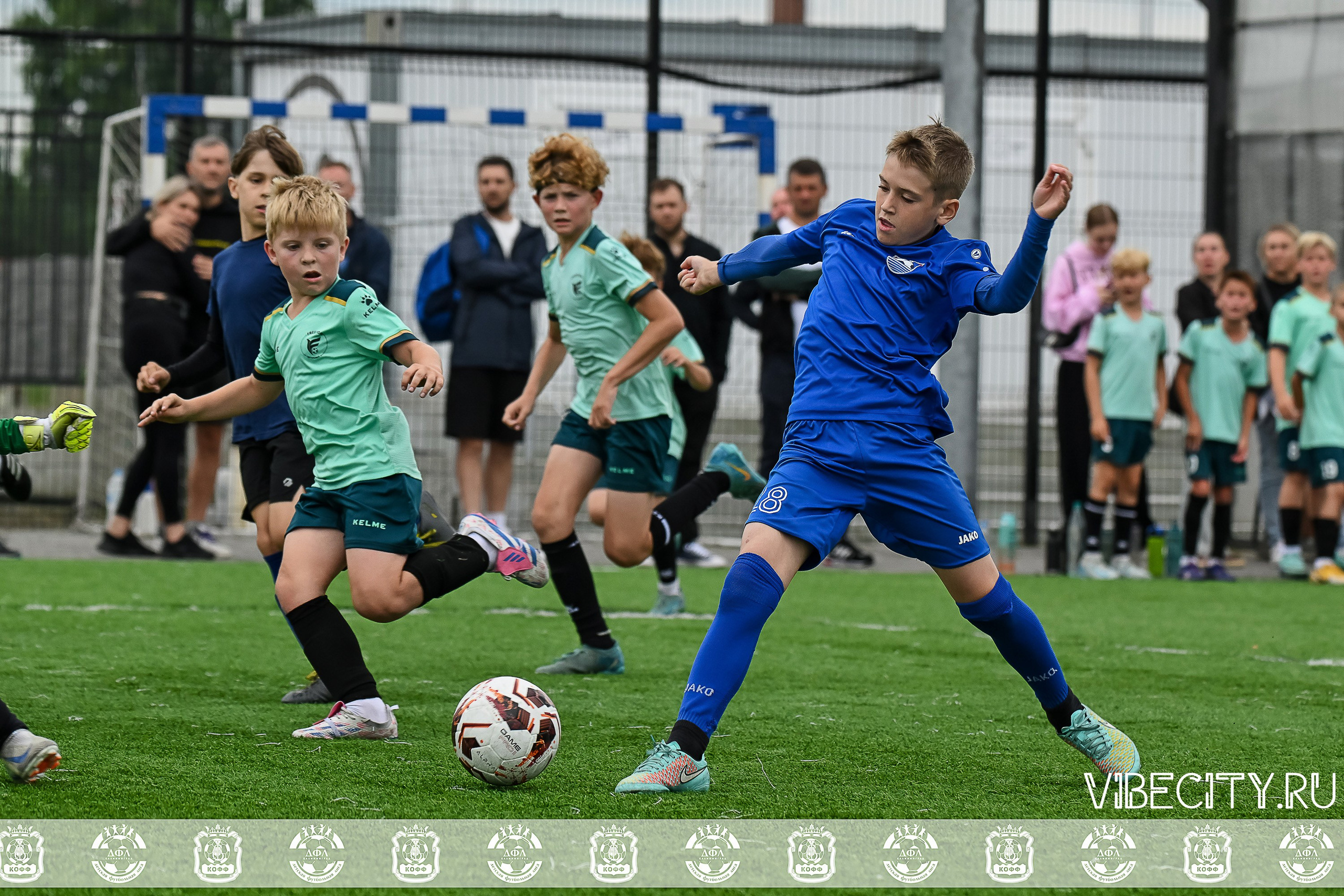 Калининградская Детская Футбольная Лига. VIBECITY.RU Вайб Сити Ру Фоторепортажи Фотоотчеты Калининград