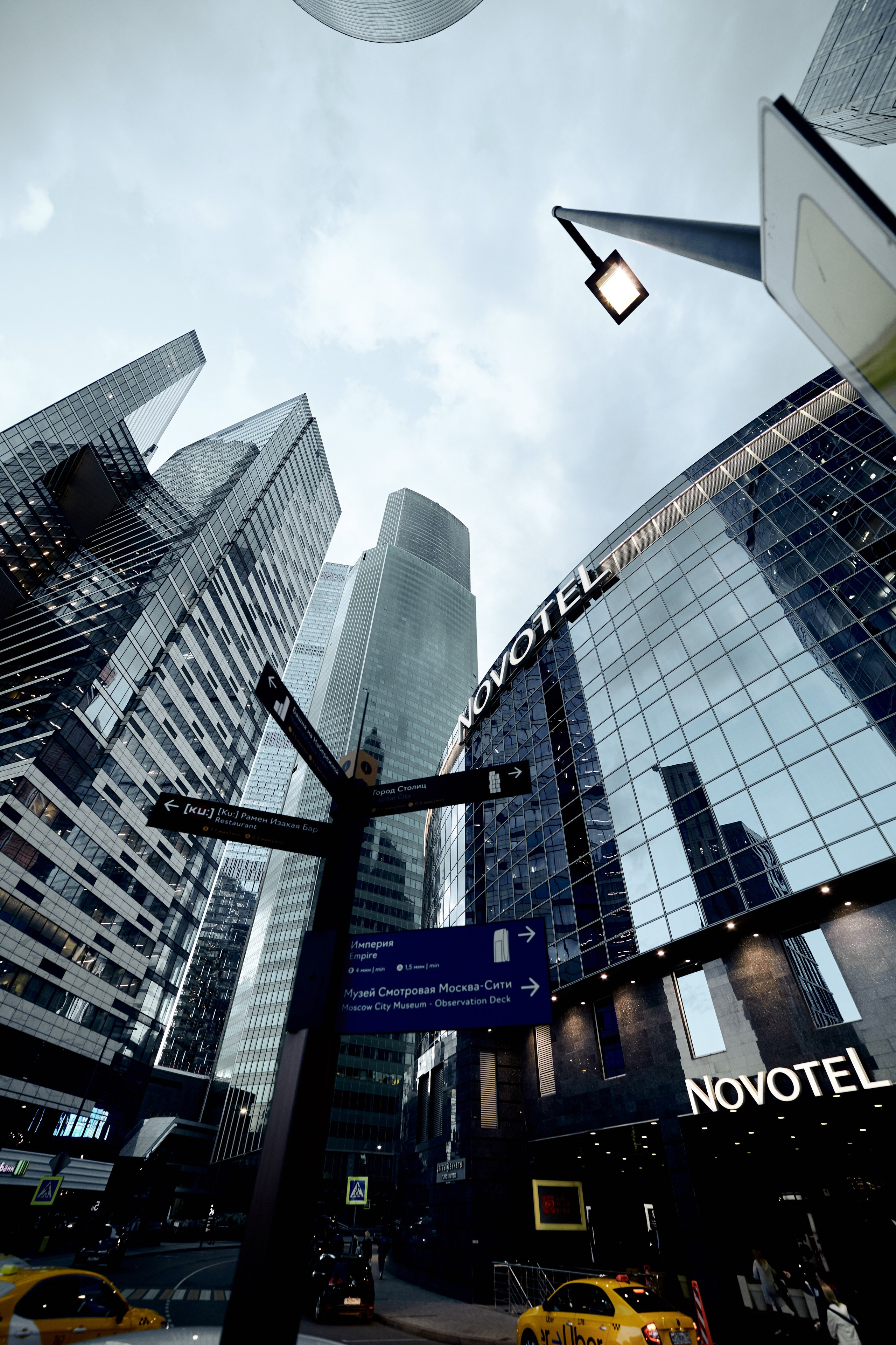 Фотосессия в Москва Сити, заказать услуги профессионального фотографа — цены