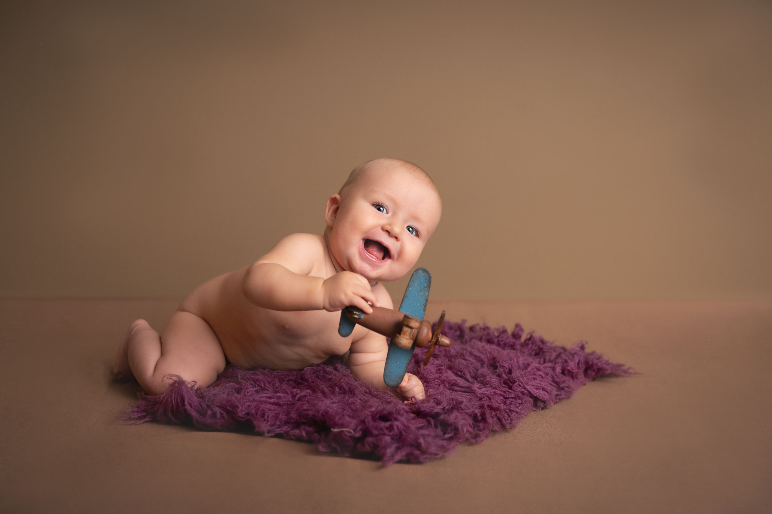 Детский и семейный фотограф в Екатеринбурге. Студия «Сюжеты»