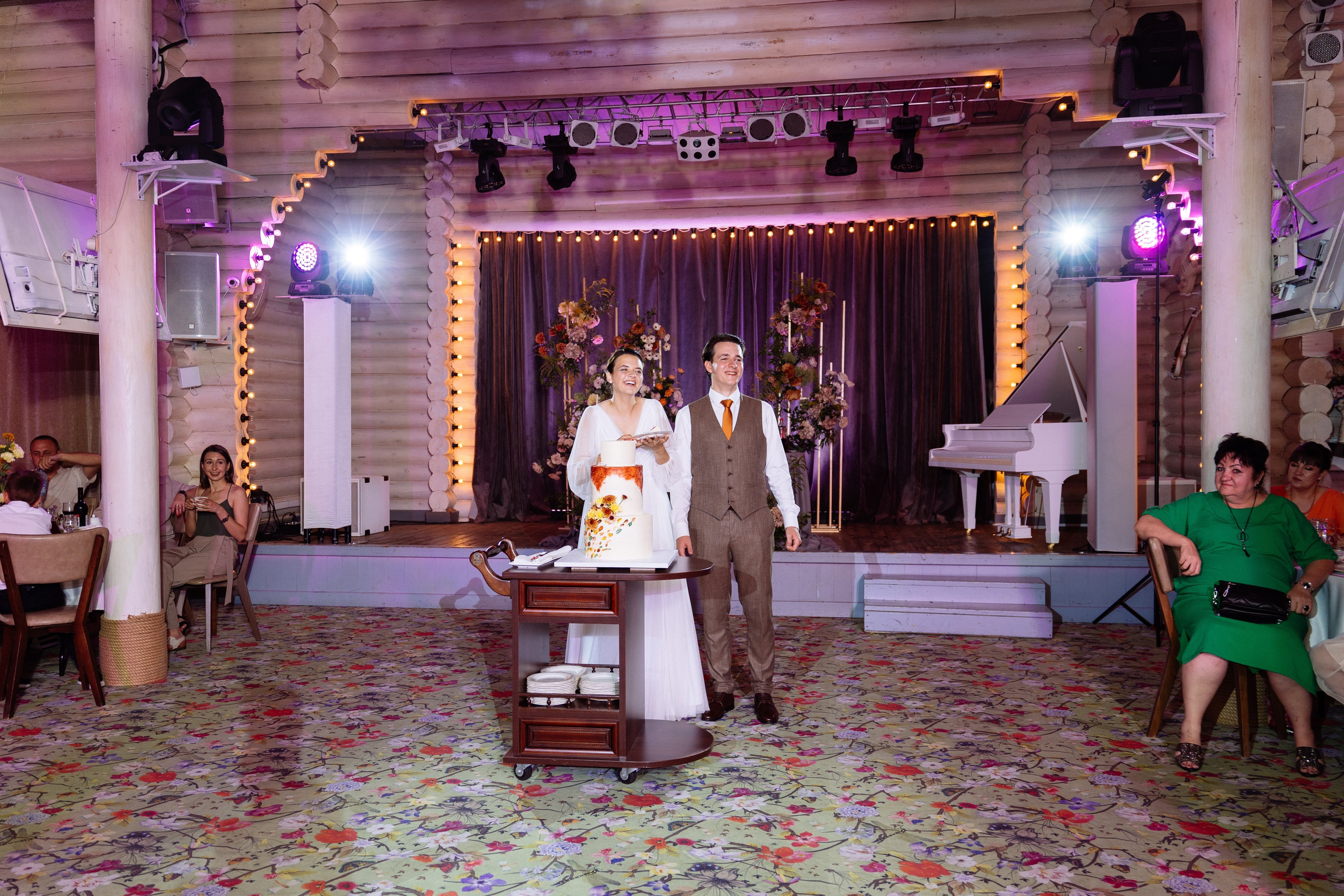 Свадьба Олега и Виктории в клубе «Ближняя дача»