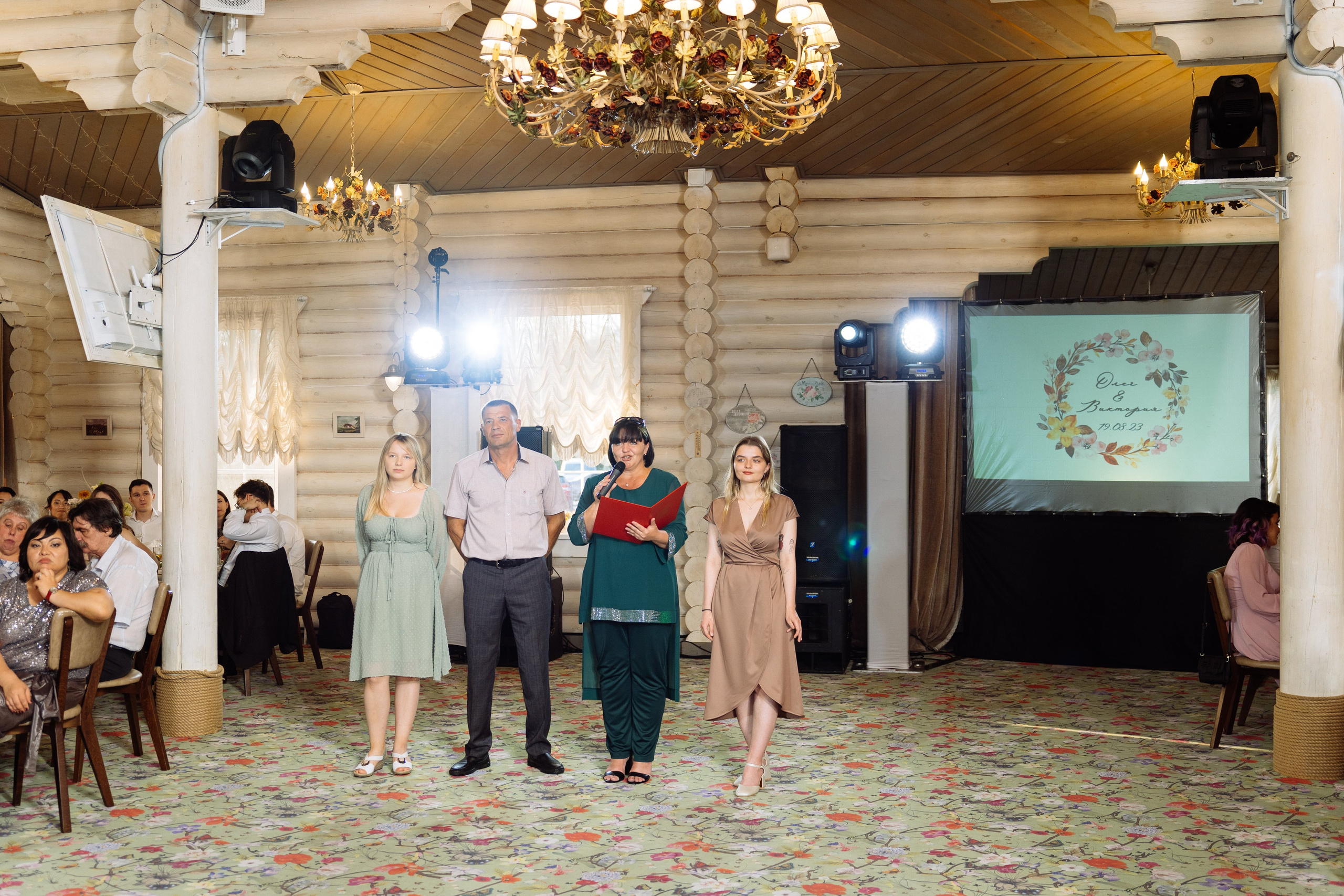 Свадьба Олега и Виктории в клубе «Ближняя дача»