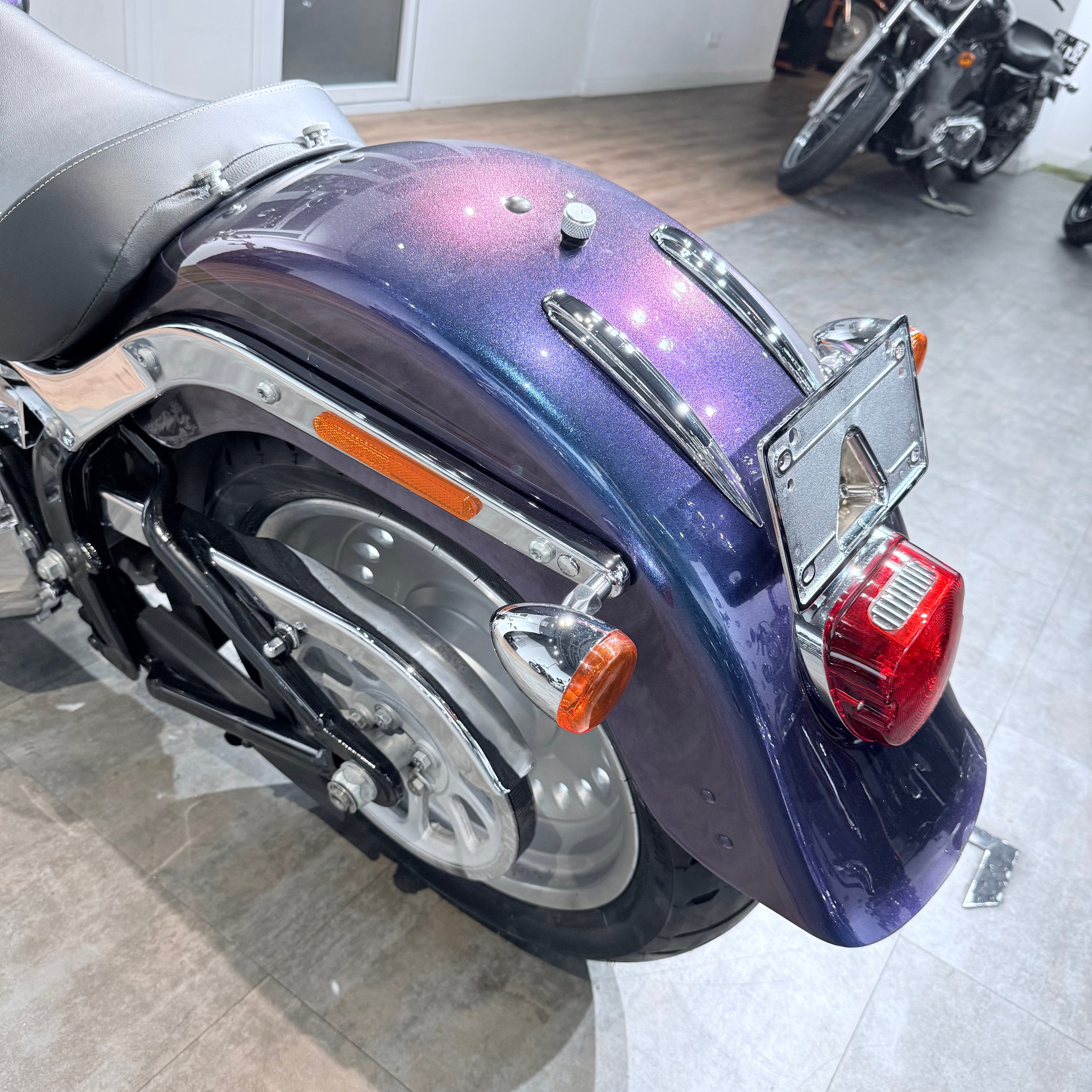 Мотоциклы Harley-Davidson 2010 Fat Boy (Flame Blue Pearl) (Softail) — купить мотоцикл. Hello Davidson, Москва. Только хорошие мотоциклы…