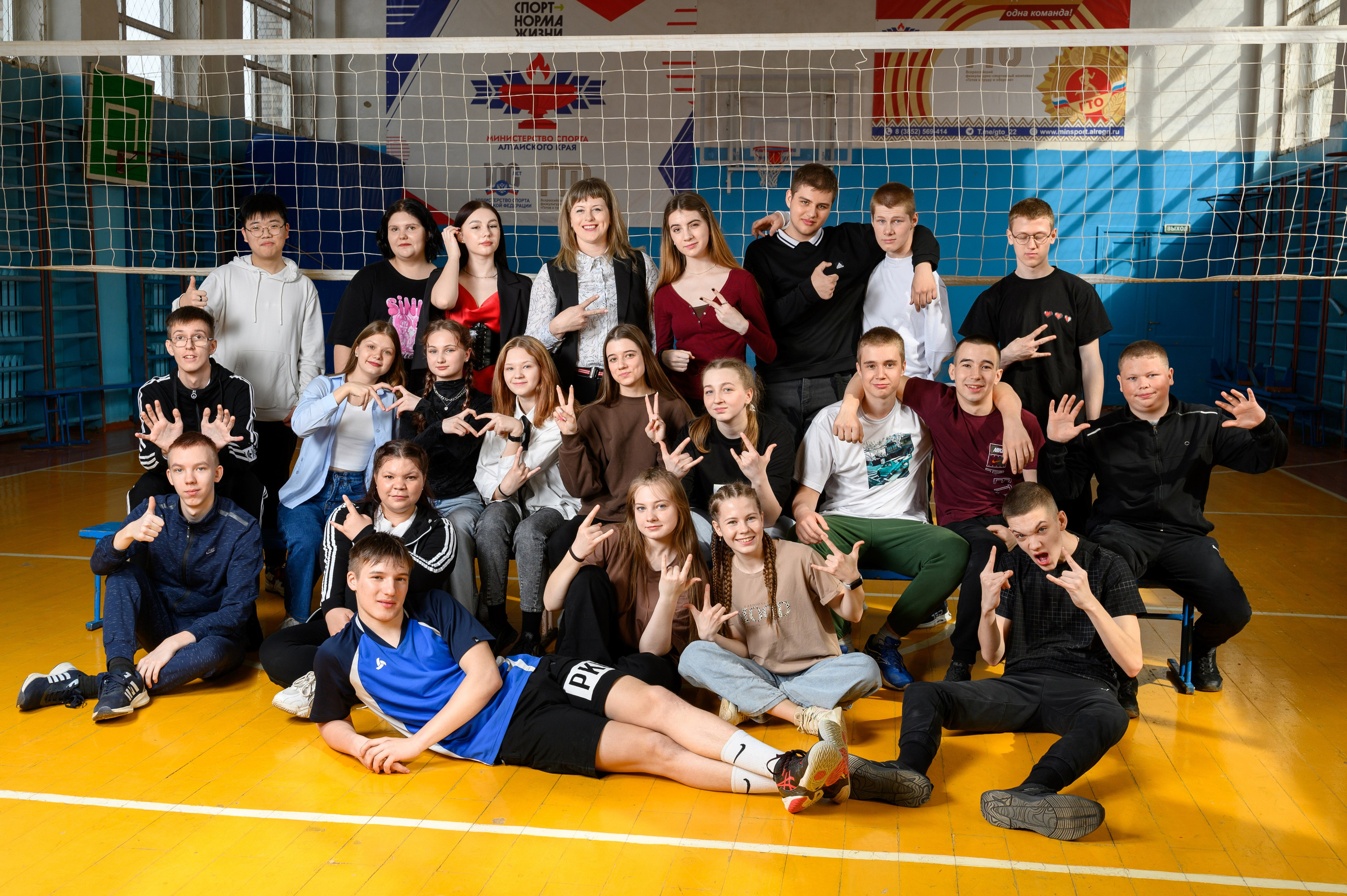 Фотоальбомы для выпускников школ и детских садов в Республике Алтай и за её пределами