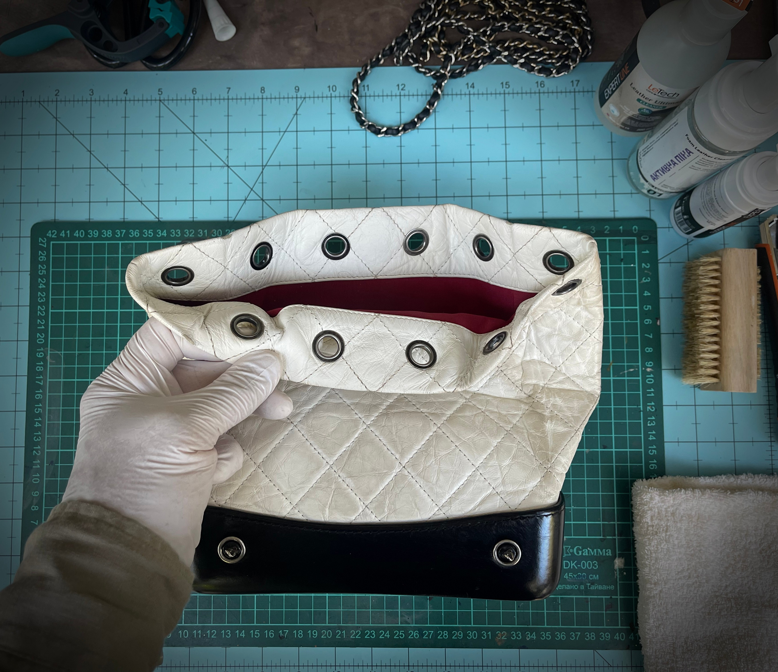 Authentication. RELUXE-ATELIER