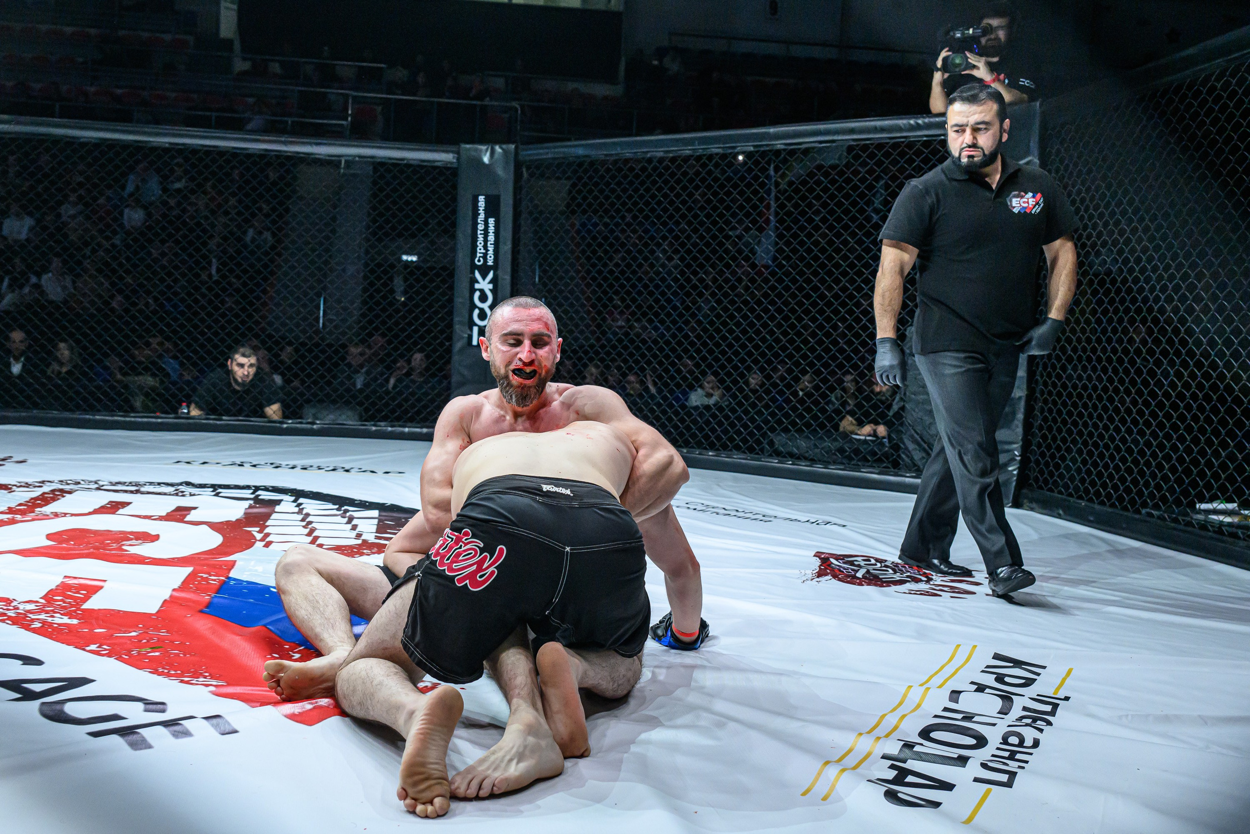 Фотосъемка профессионального турнира по смешанным единоборствам. Профессиональная фотосъемка. Ростов-на-Дону