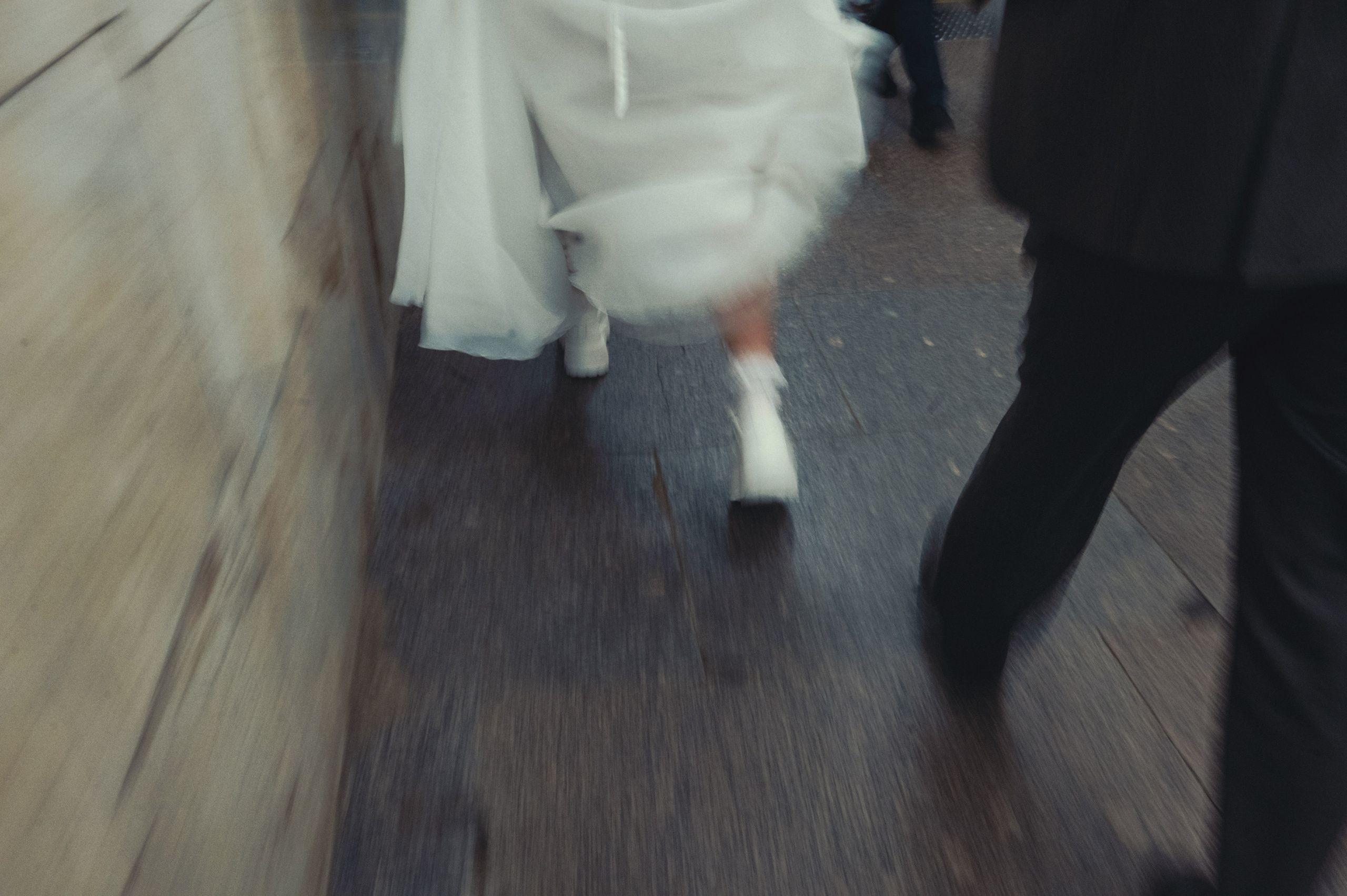 Фотосессия в метро. Свадебный и семейный фотограф Виктория Носачёва. Щелково, Москва и МО