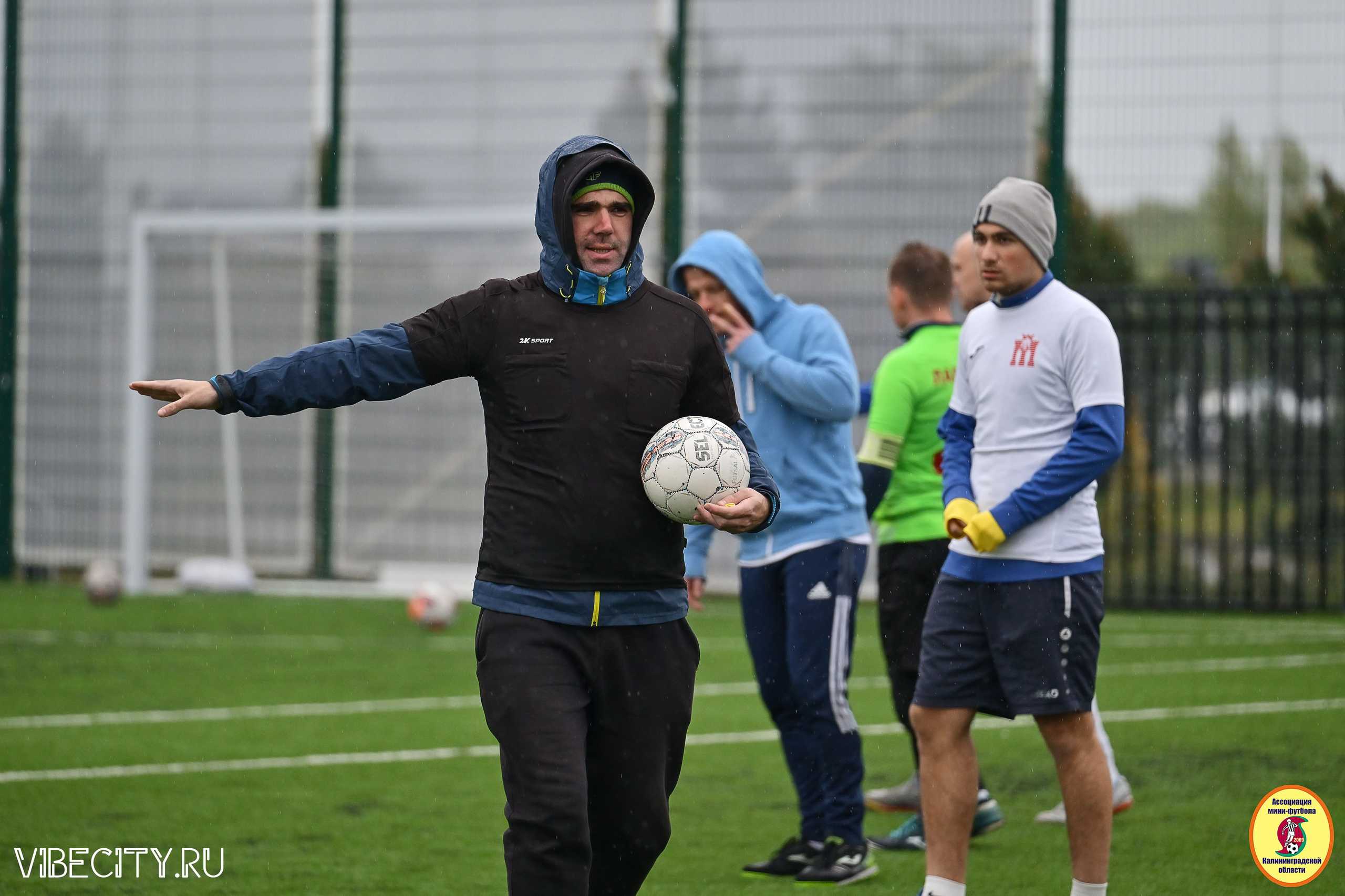 ИГРЫ МИНИ-ФУТБОЛЬНОЙ ЛИГИ. VIBECITY.RU Вайб Сити Ру Фоторепортажи Фотоотчеты Калининград