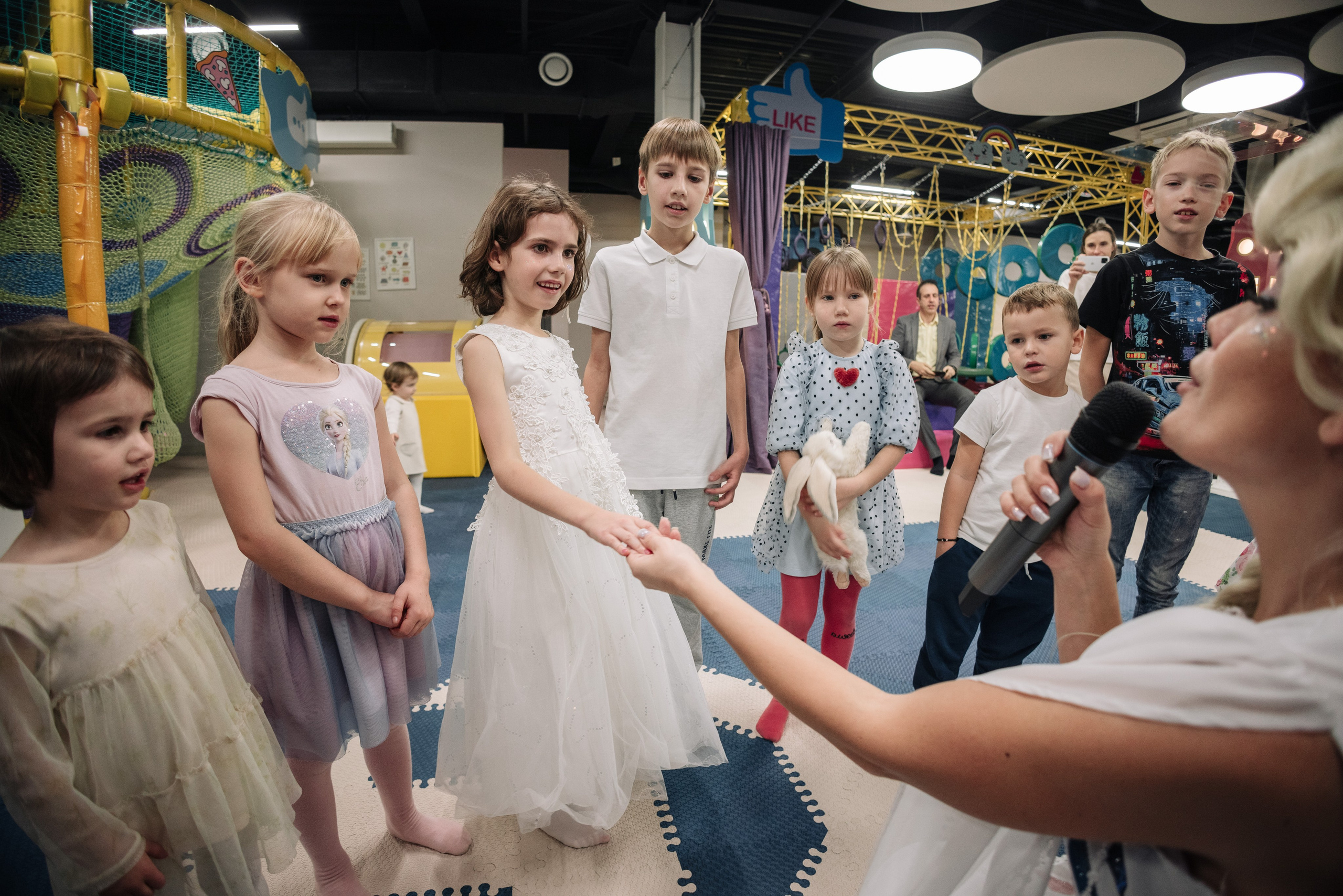 День рождения девочки Марии в детском развлекательном центре. Фотограф — Евгений Свистков