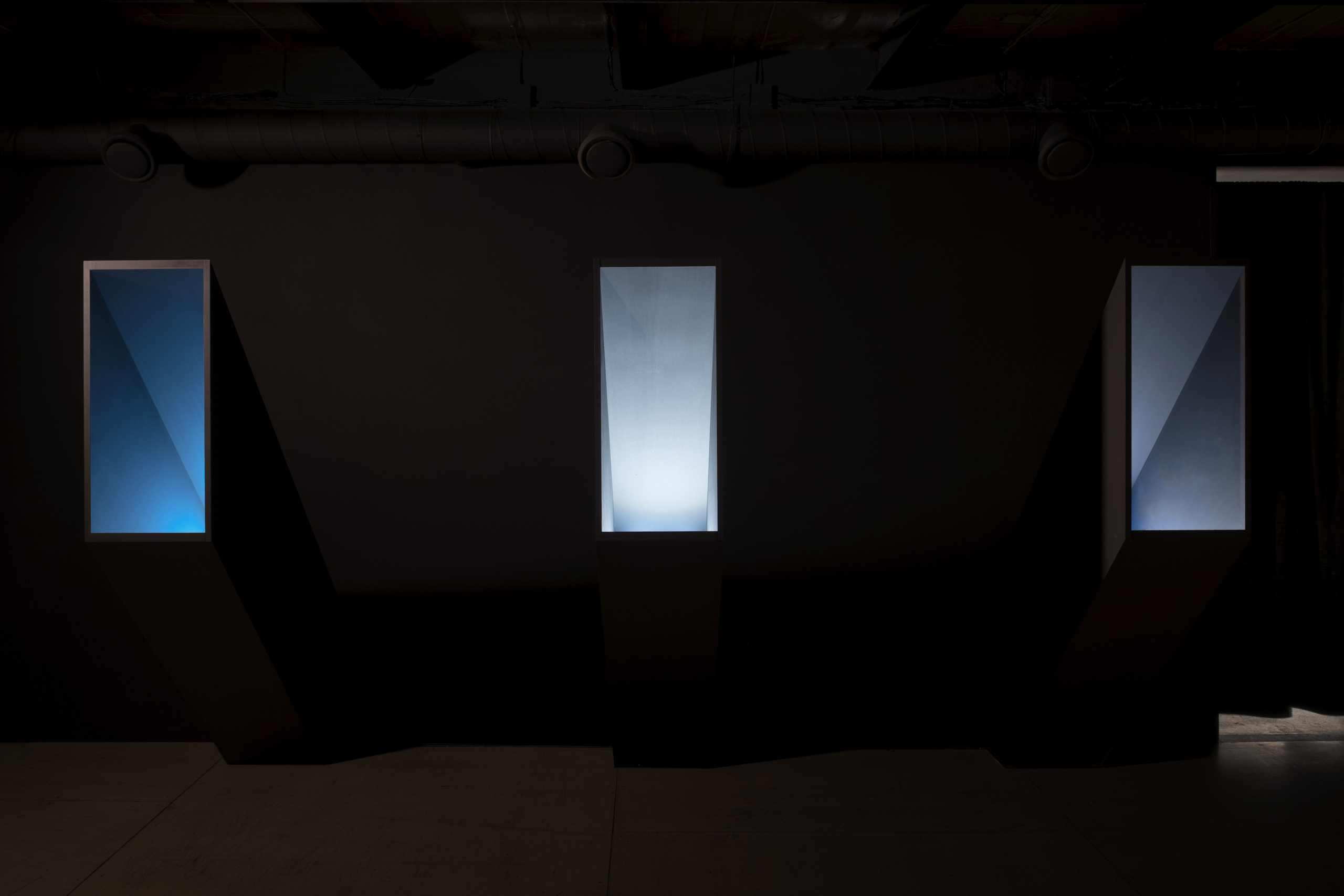 Нежные бабы. Что мне делать, чтобы земля оставалась на месте. Художественная группа «Нежные Бабы»