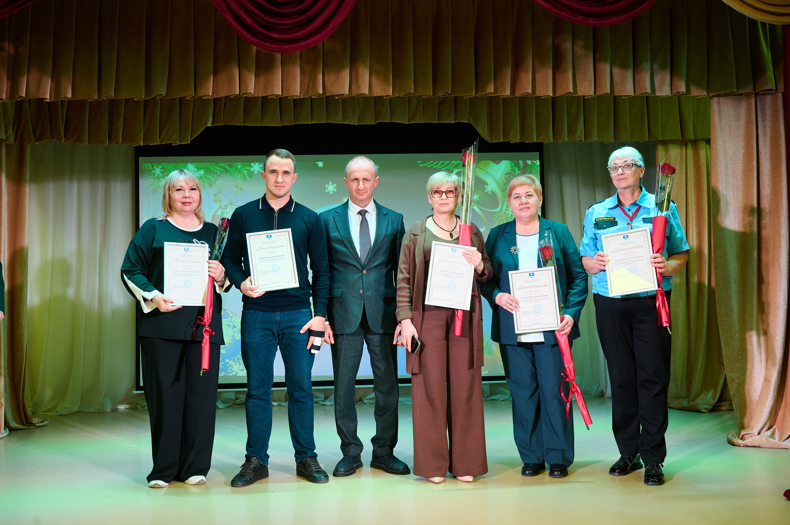 НГ ДК Виноградный. Жизнь курорта Кабардинка в фотографиях
