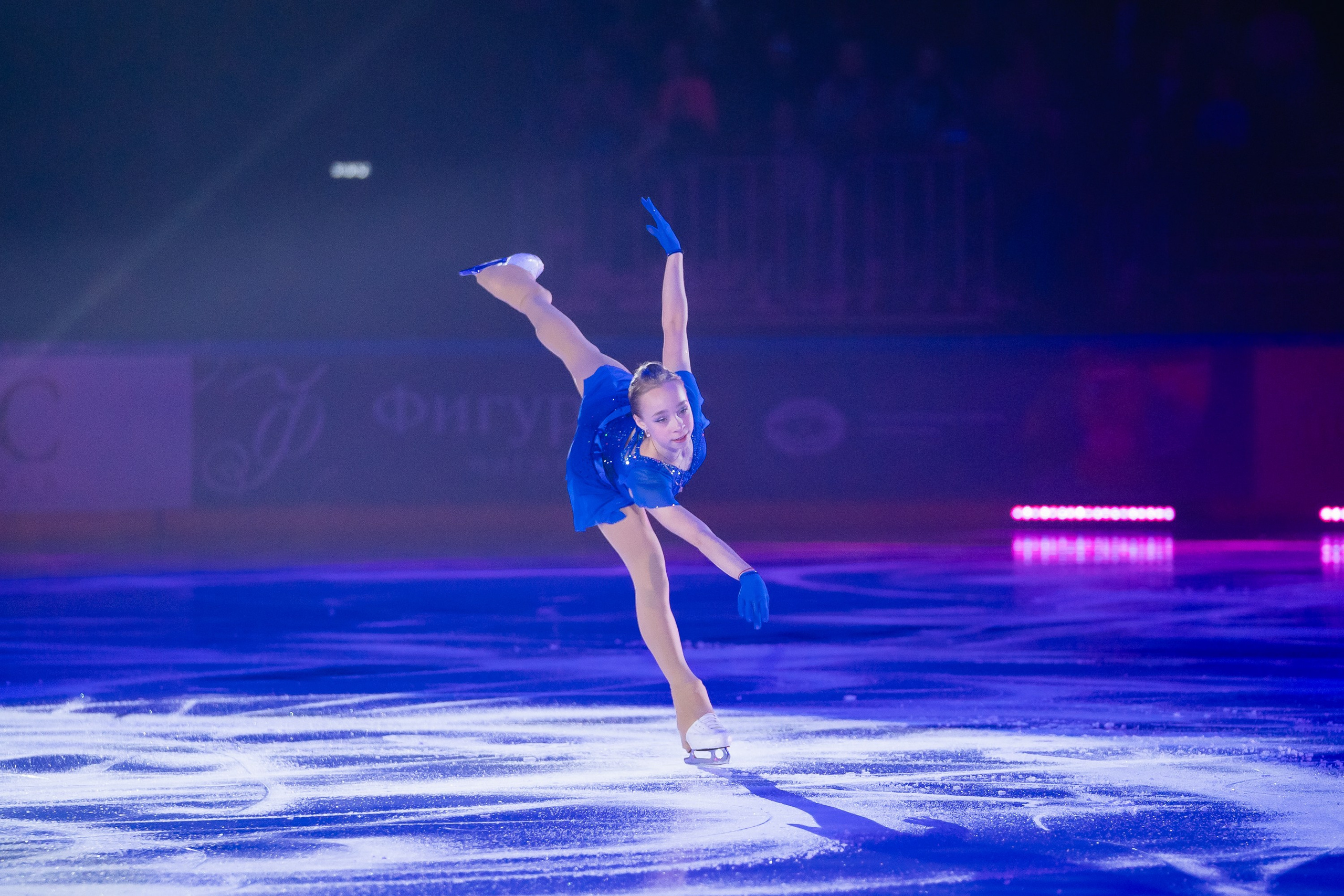 Шоу «Чемпионы на льду» в Новосибирске. Воробьева Ксения — Спортивный и танцевальный фотограф Новосибирск