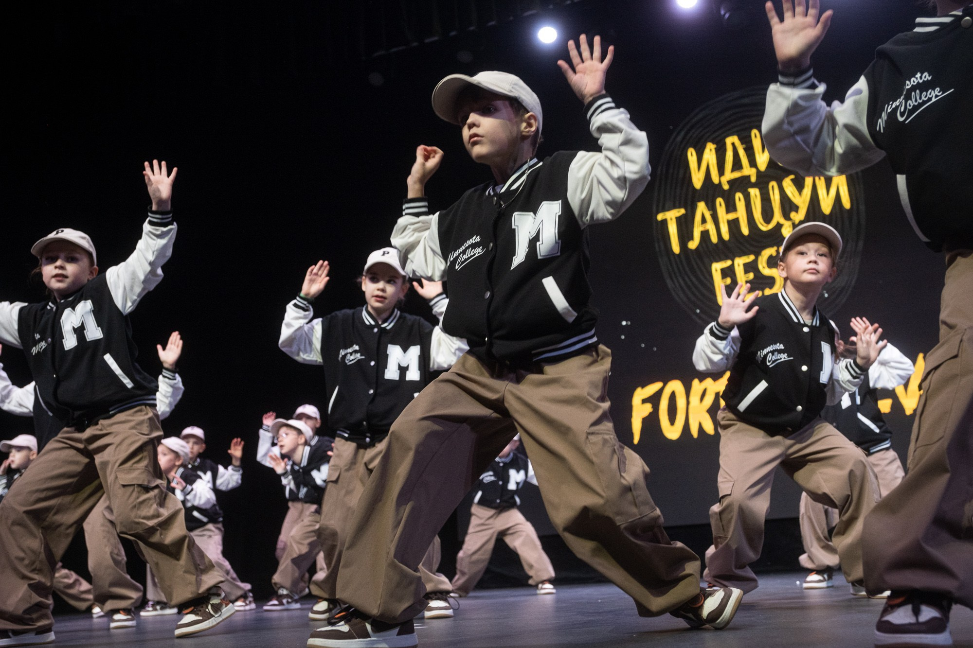 ИДИ ТАНЦУЙ. Репортажный фотограф в Казани Павел Серпокрылов