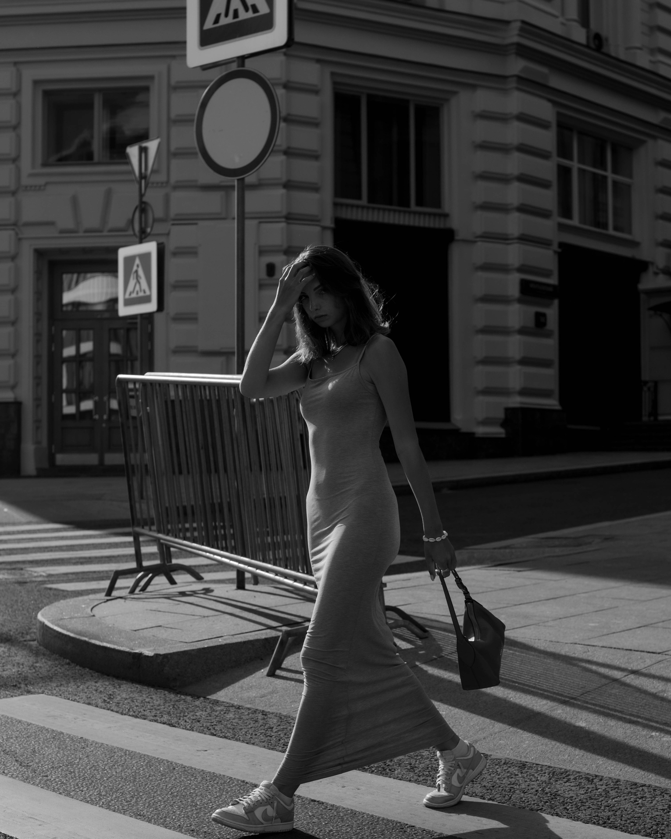 Аня. Женский фотограф. Создатель украшений ручной работы. Модель