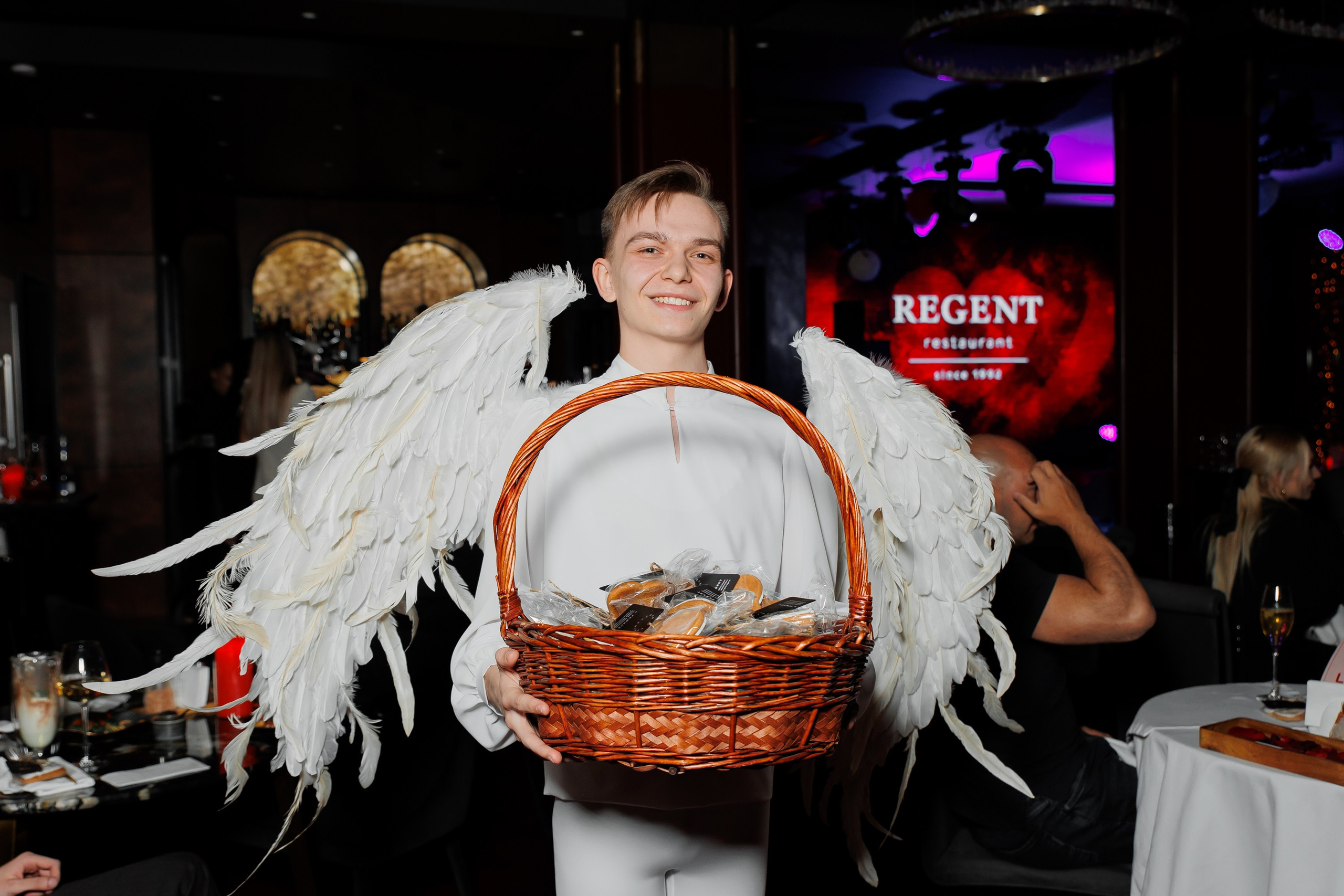 РЕЖЕНТ — HAPPY VALENTINES DAY. СВОИ. ФОТООТЧЕТЫ-СОБЫТИЯ-МЕСТА