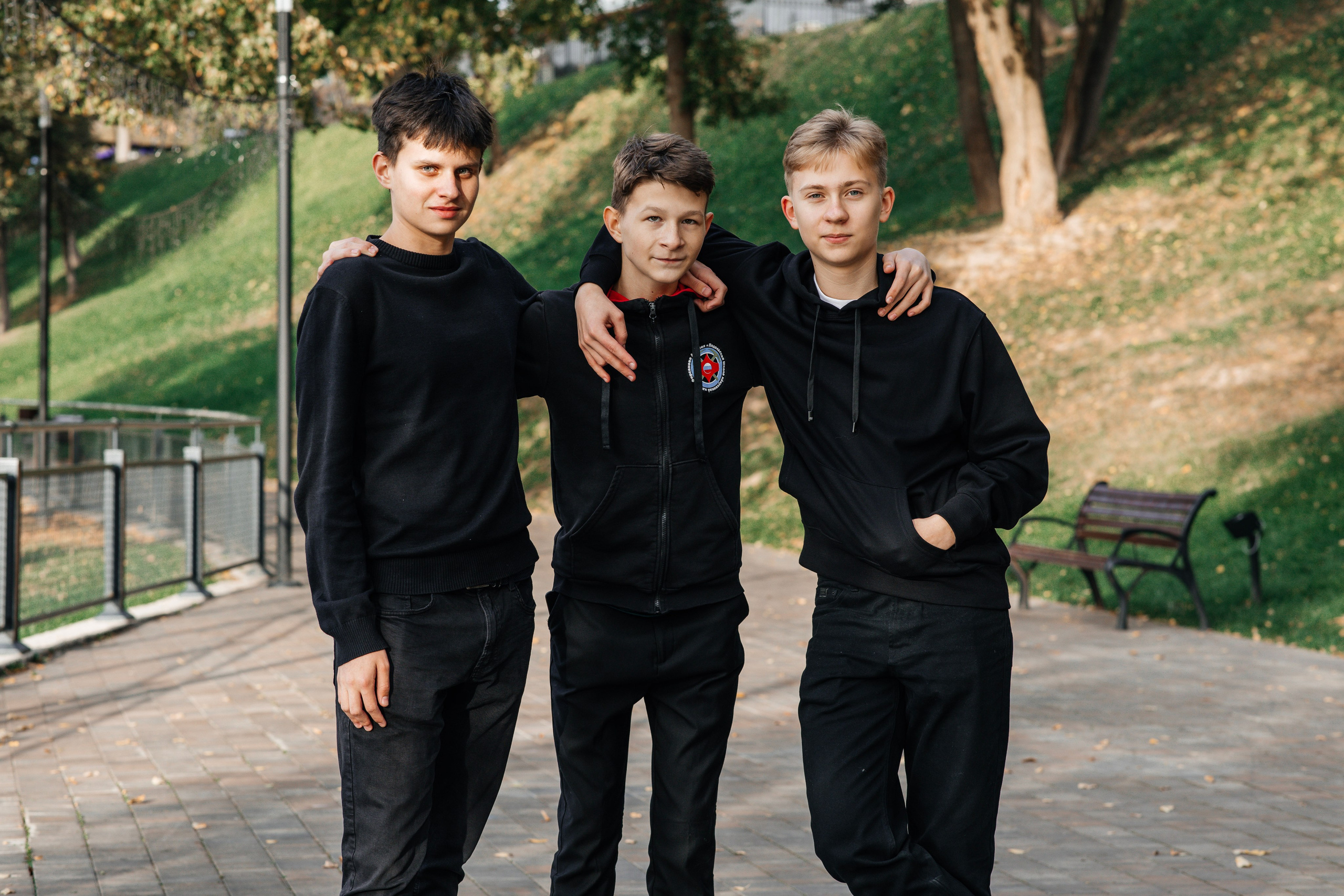 Фотосессия для выпускного альбома в парке Им. Талалихина. Выпускные альбомы в Подольске Москве и МО