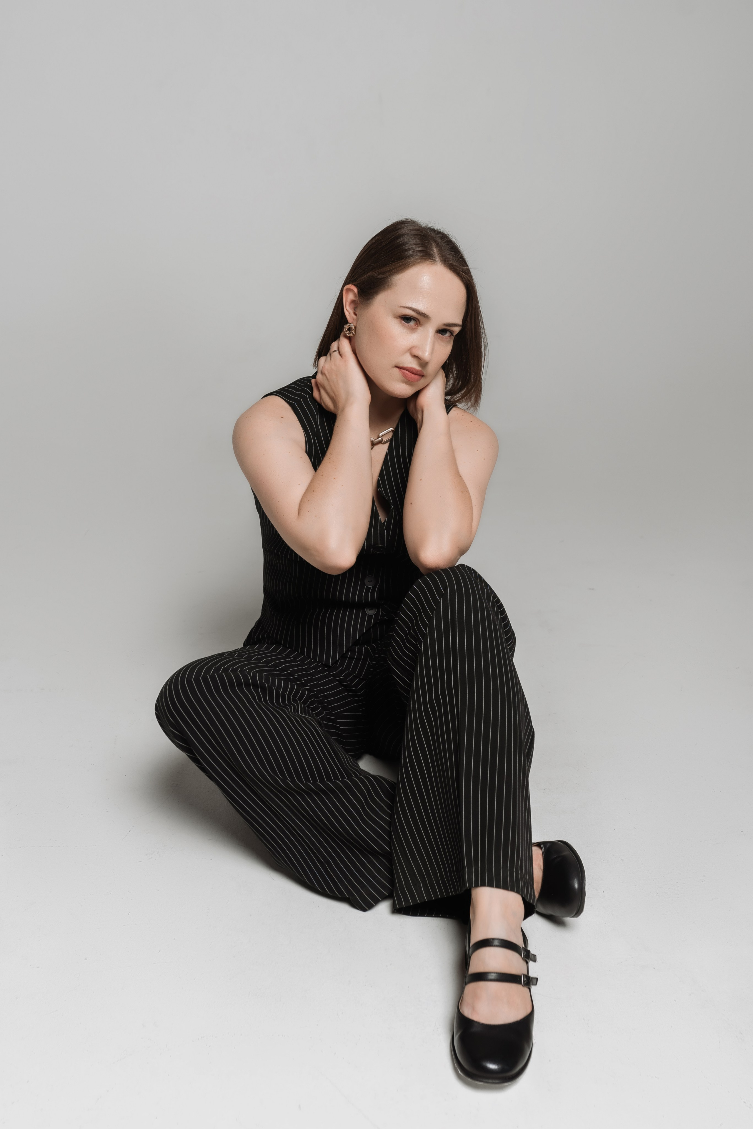 Женский портрет: индивидуальная портретная фотосессия в студии, фотосессия ко Дню Рождения