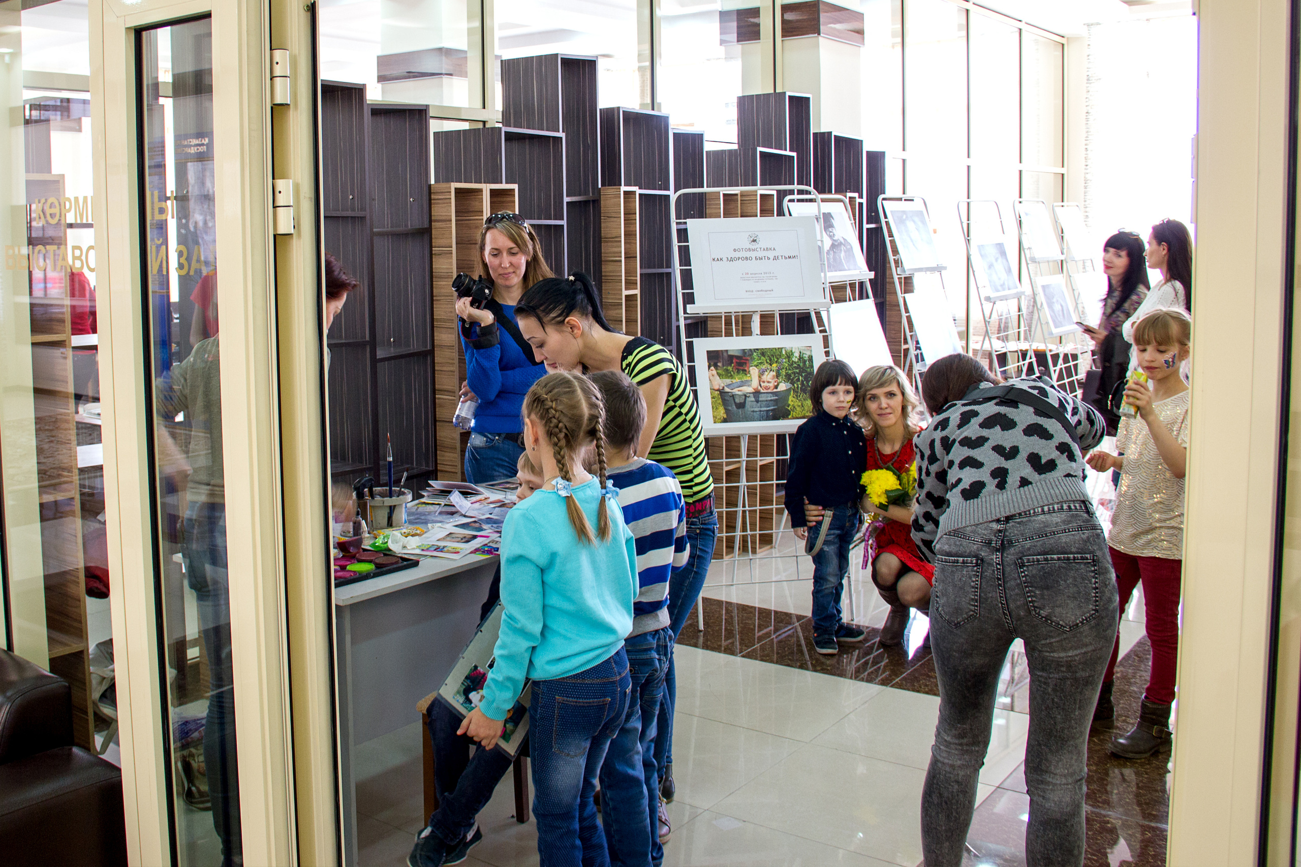 ОБО МНЕ. Детский и семейный фотограф в Павлодаре Оксана Солей. Школа моделей