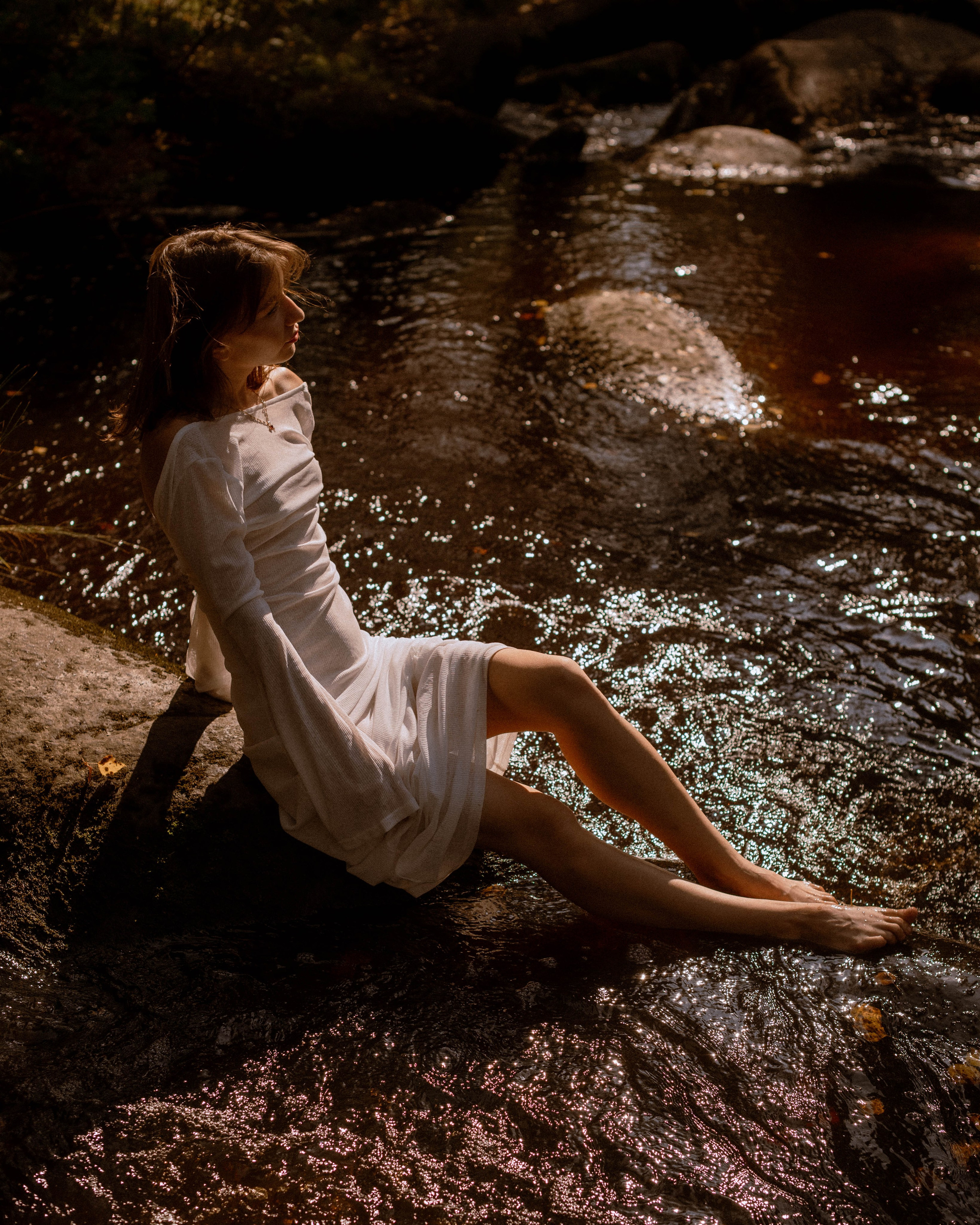 Аня. Женский фотограф. Создатель украшений ручной работы. Модель
