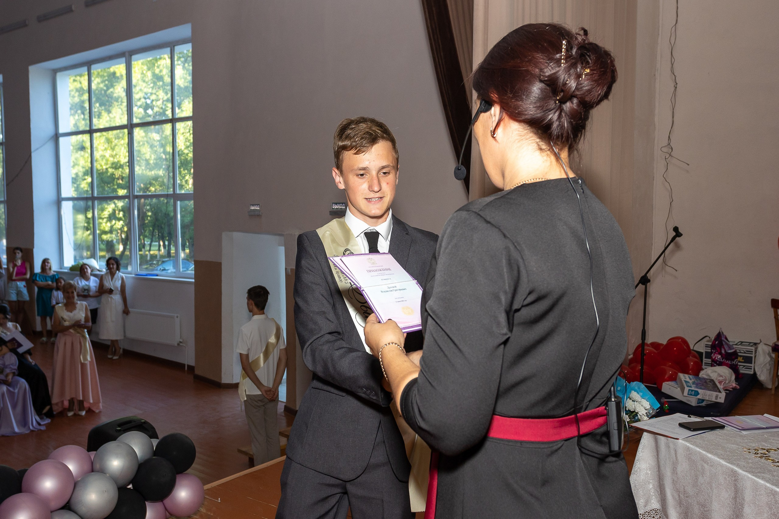 Вручение аттестата 2024 г. Выпускные альбомы Майкоп, Краснодар Елена Золотарева