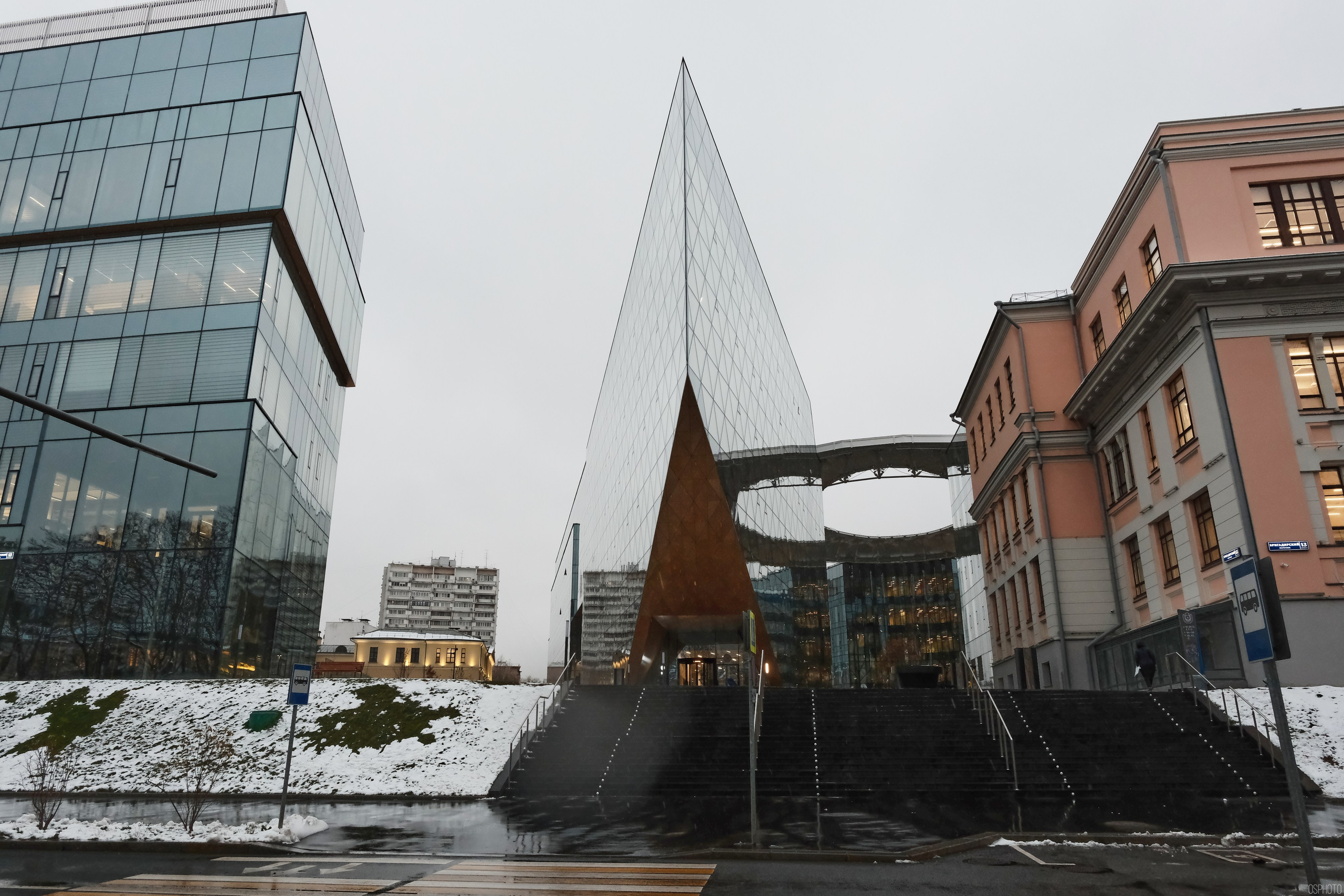 МГТУ им. Баумана. Фотографъ Сергѣевъ. Поймать мгновеніе