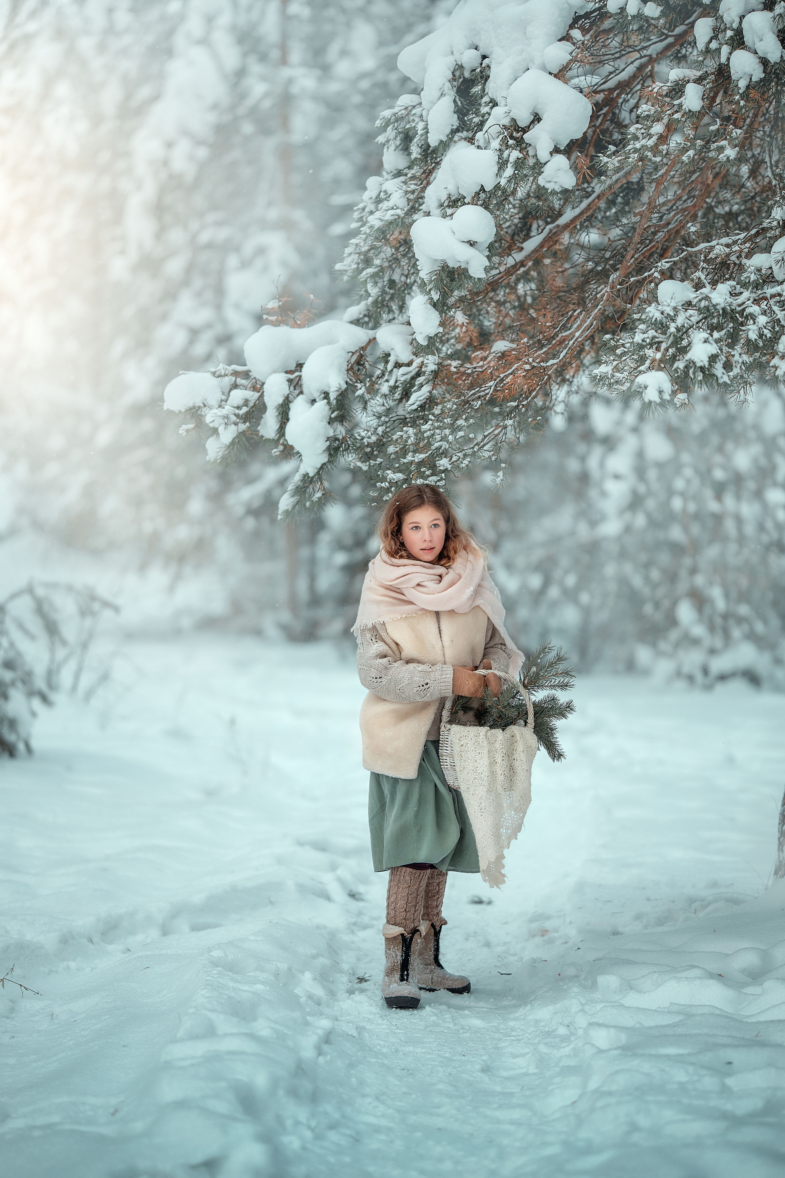 В ЛЕС ЗА ПОДСНЕЖНИКАМИ. Елена Чернигина семейный и детский фотограф в Нижнем Новгороде и Бор