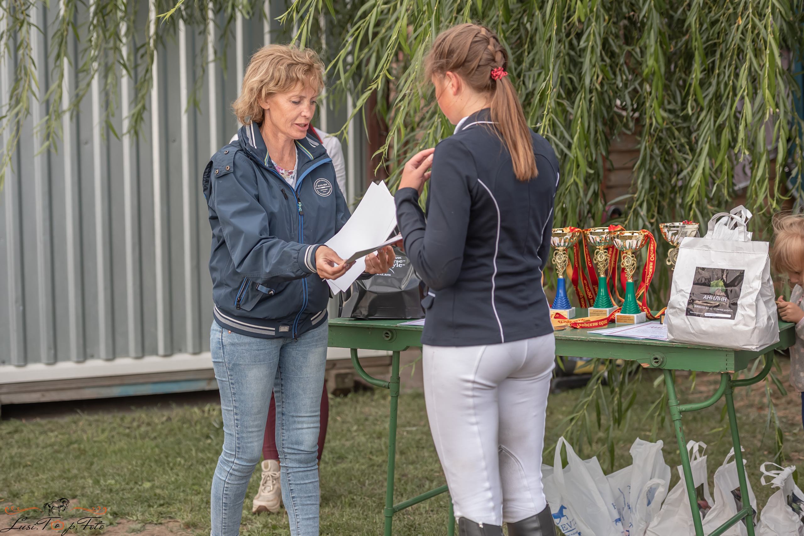 Открытая тренировка по выездке и конкуру в КК Резвая. Конный и фотограф с животными в Твери Топталова Люся