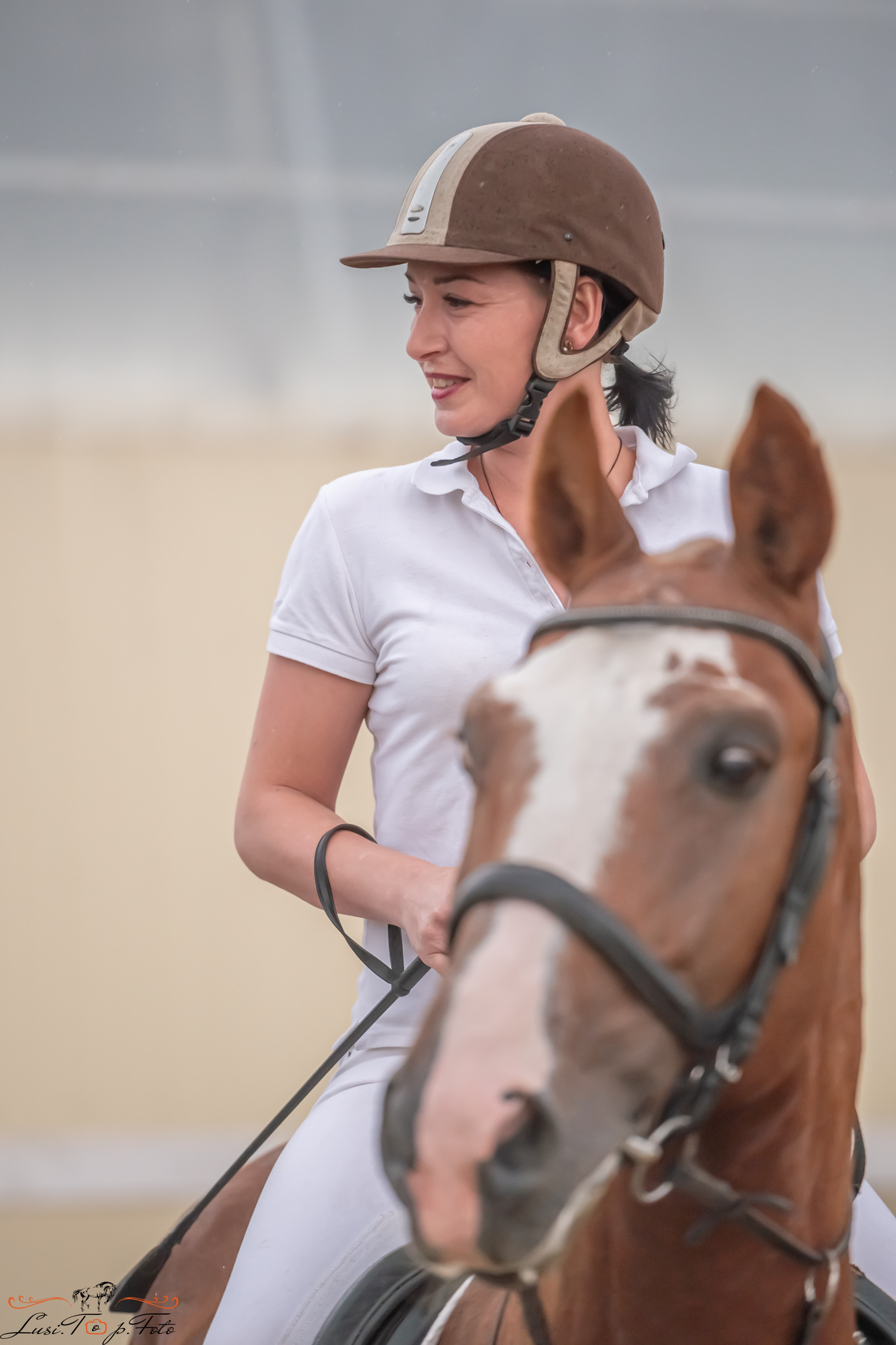 Открытая тренировка по выездке и конкуру в КК Резвая. Конный и фотограф с животными в Твери Топталова Люся