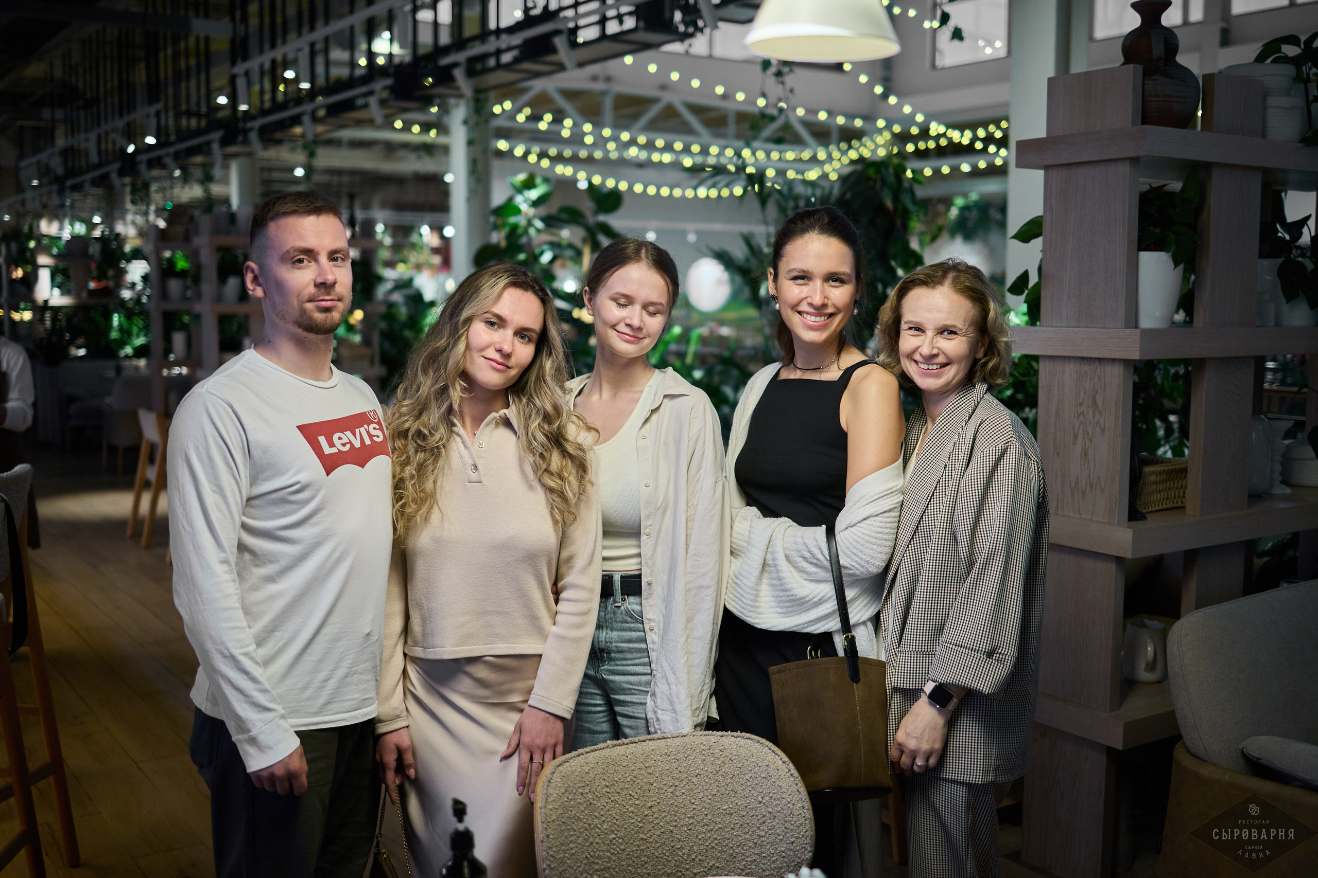 День рождения Алены в Сыроварне. Фотографъ Сергѣевъ. Поймать мгновеніе