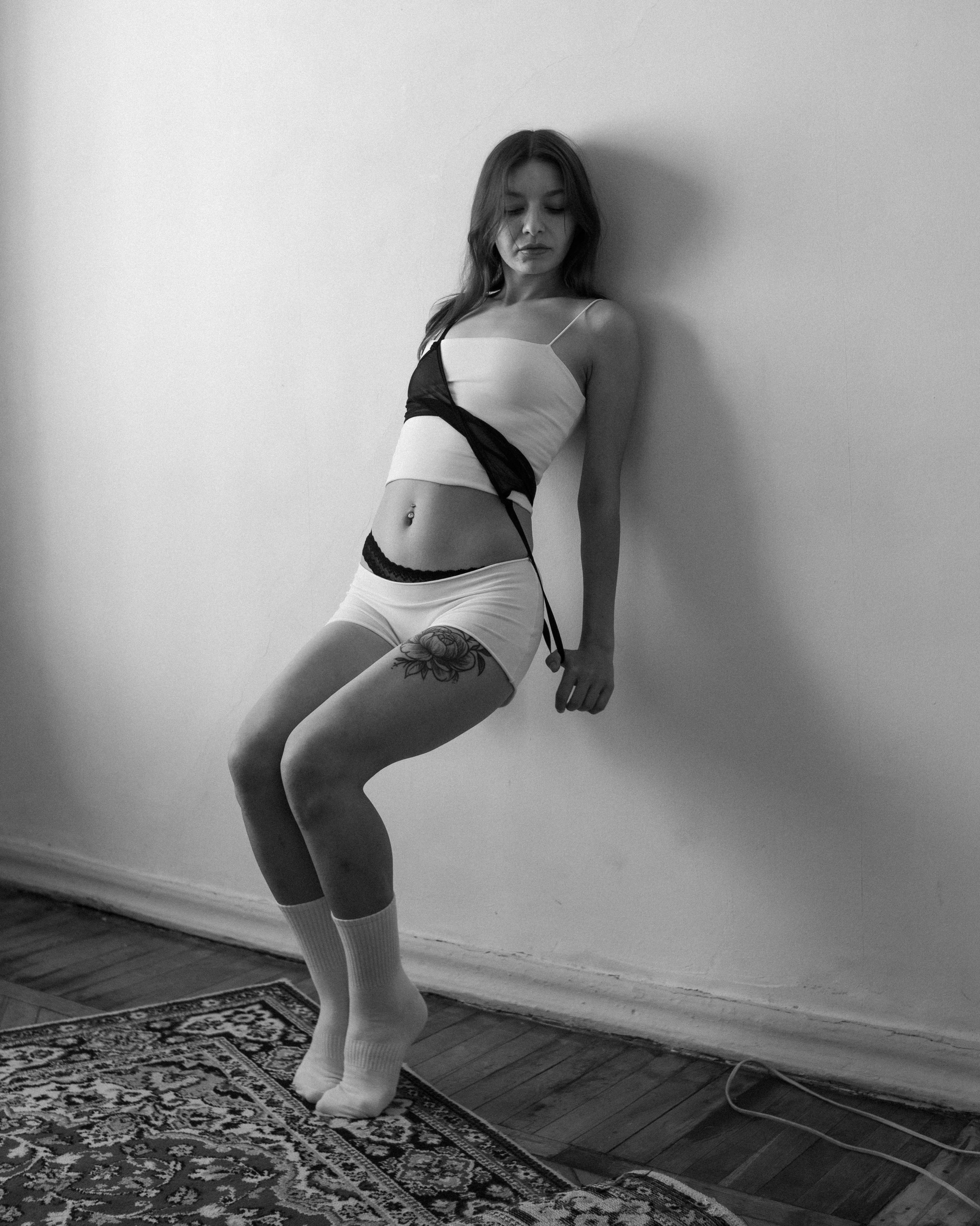 Аня. Женский фотограф. Создатель украшений ручной работы. Модель