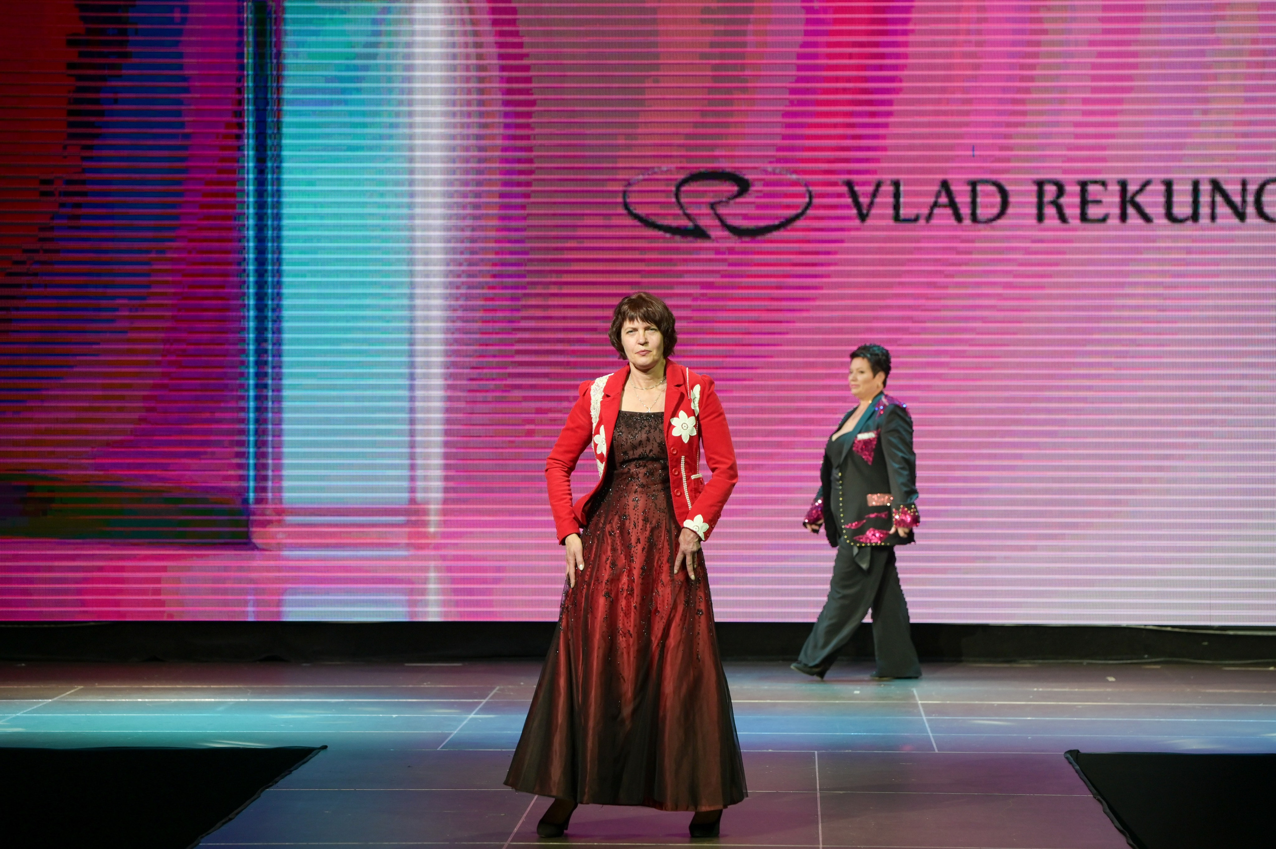 Fashion Show Photos. Фотоуслуги, услуги фотографа, фотографирование важных событий