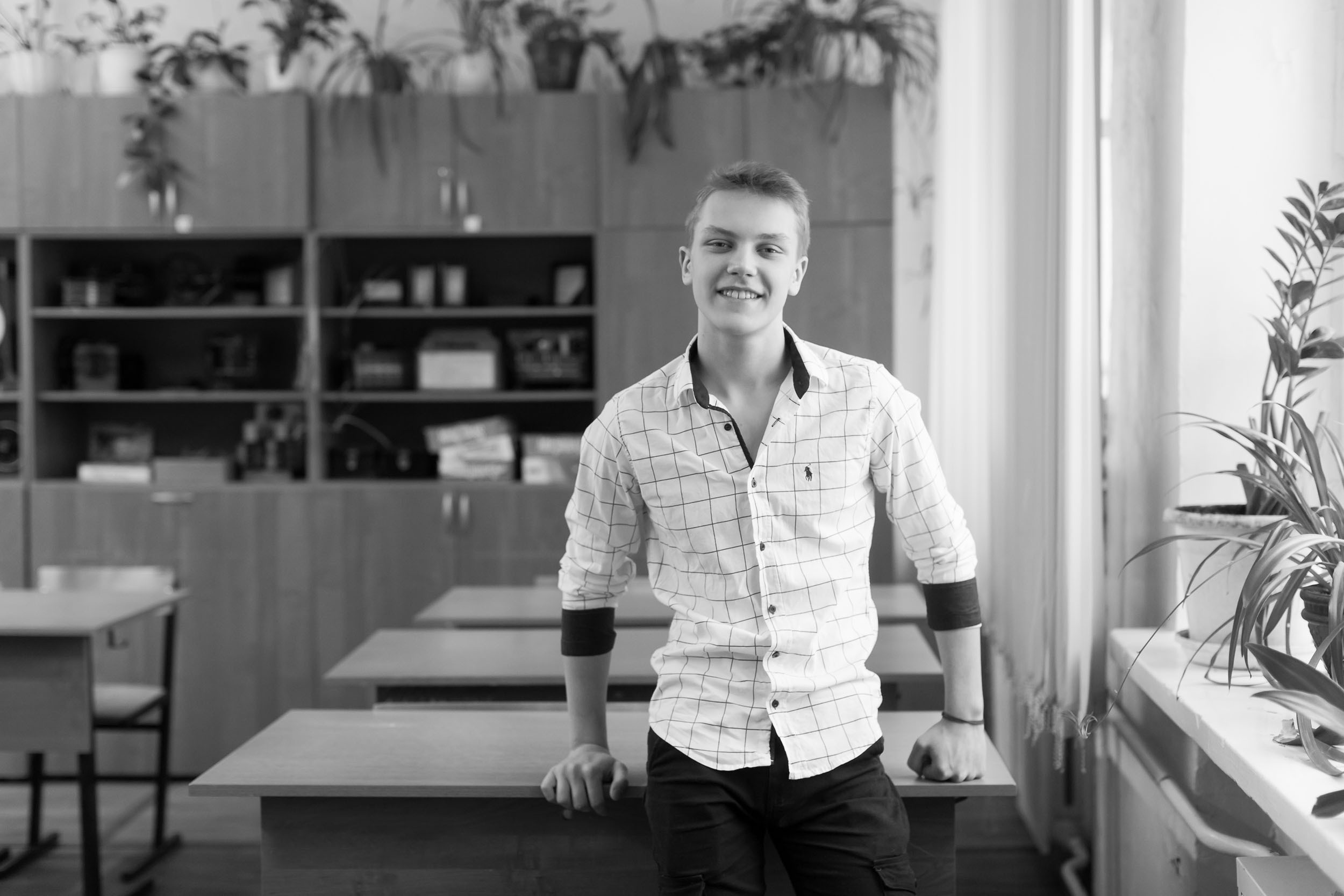 Выпускной альбом 9 Б класс школа 13 в Вологде