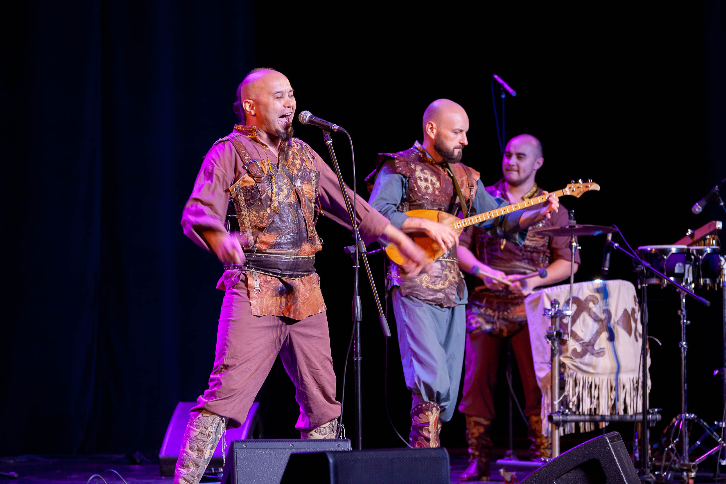 Музыкально этно-группа Роберта Юлдашева «Курайсы»