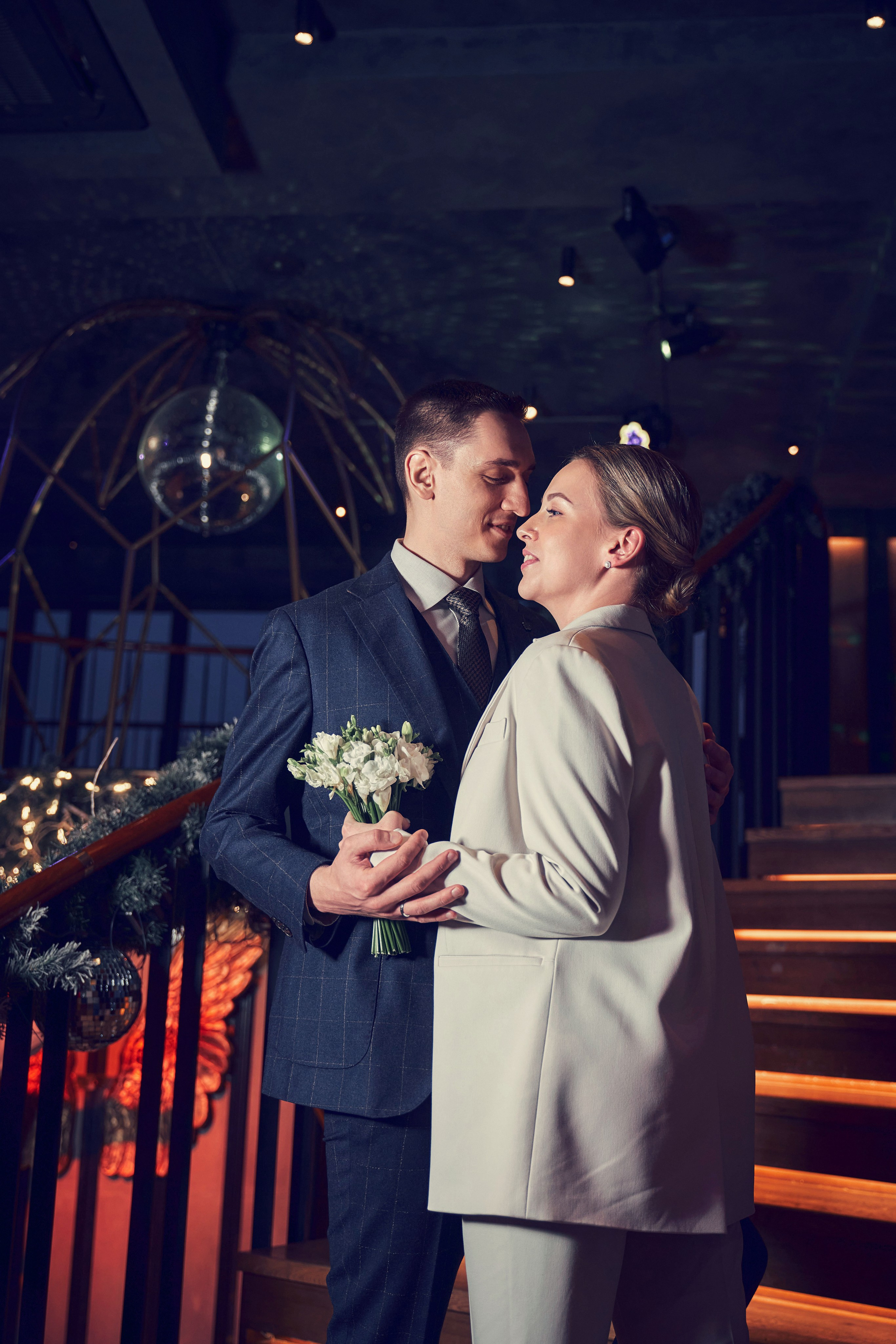 Свадебная Фотосессия в Москва-Сити, роспись в Birds