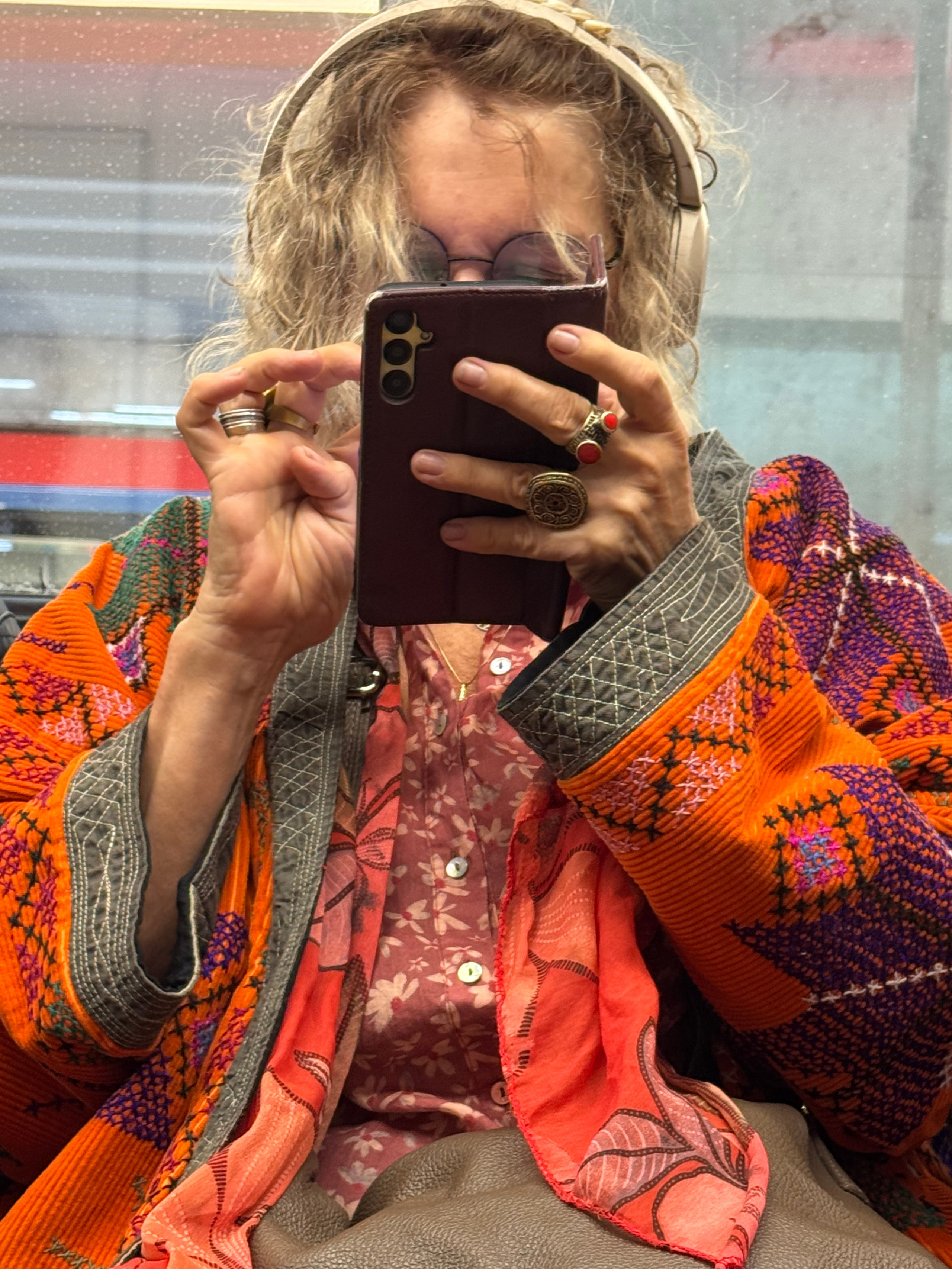 #руки_незнакомцев. Главная