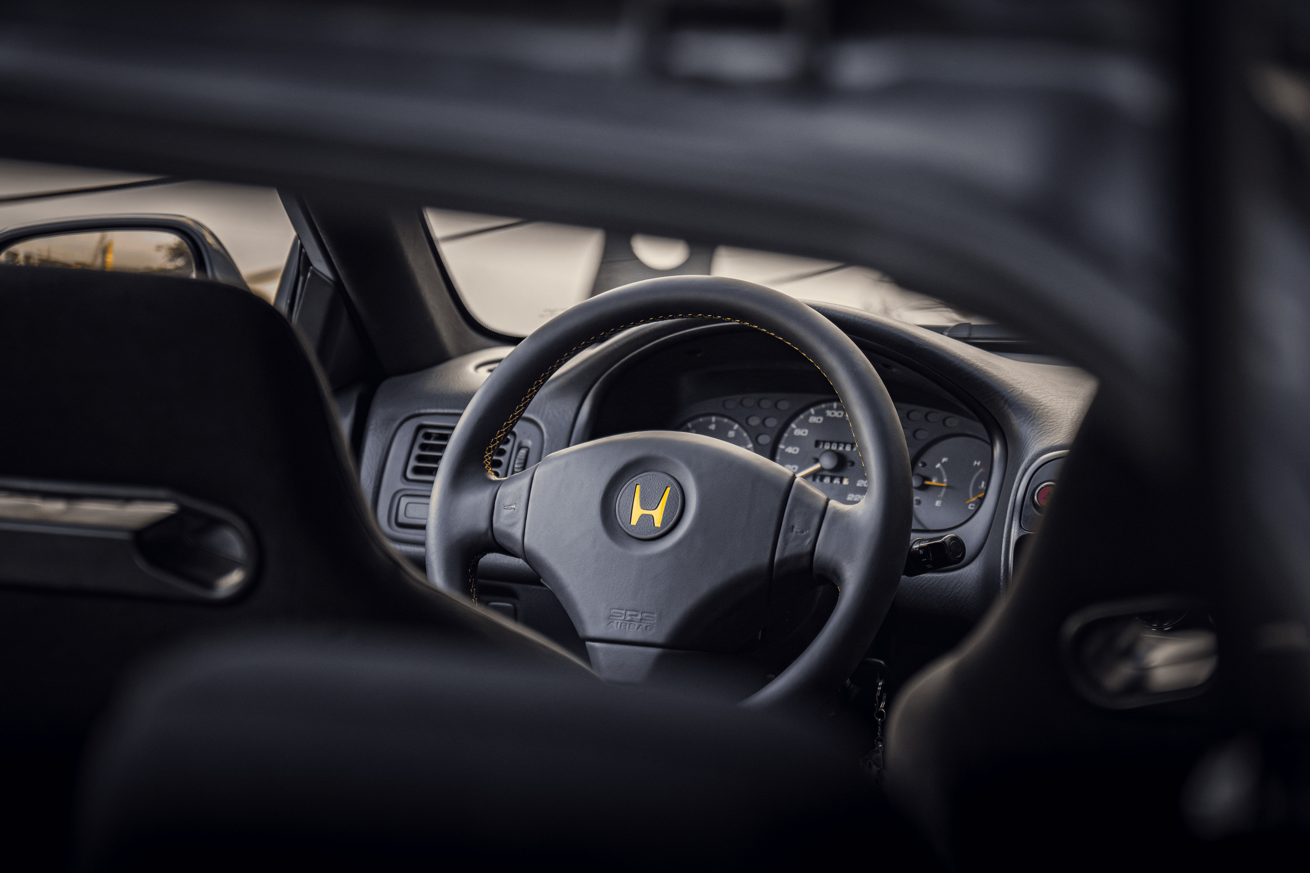 Honda Civic VI: безупречная серая мышка