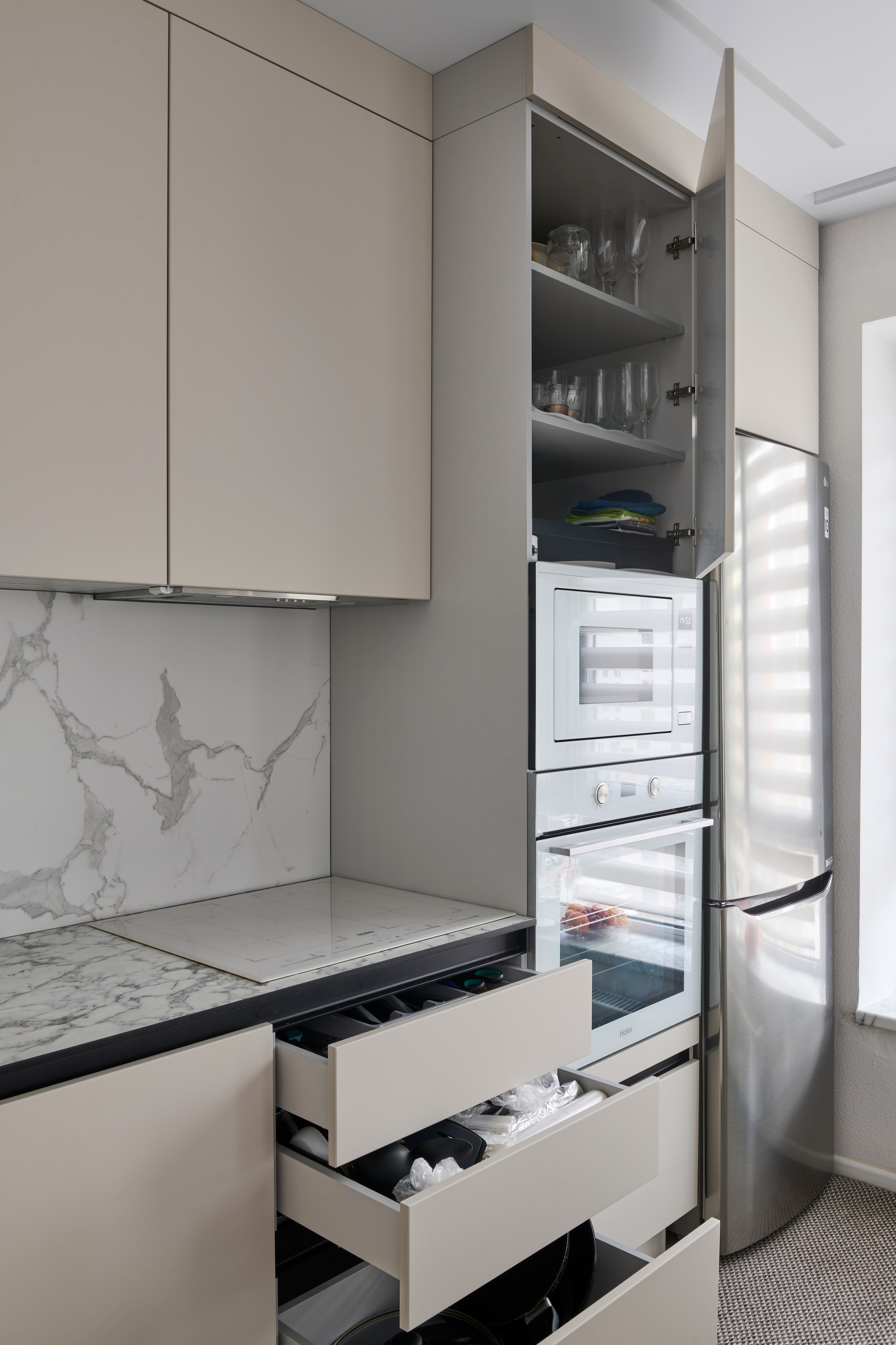 Интерьерная съёмка мебели и дверей: дерево, фурнитура, встроенные системы. Роман Свободный — интерьерная и архитектурная съёмка, Москва и МО