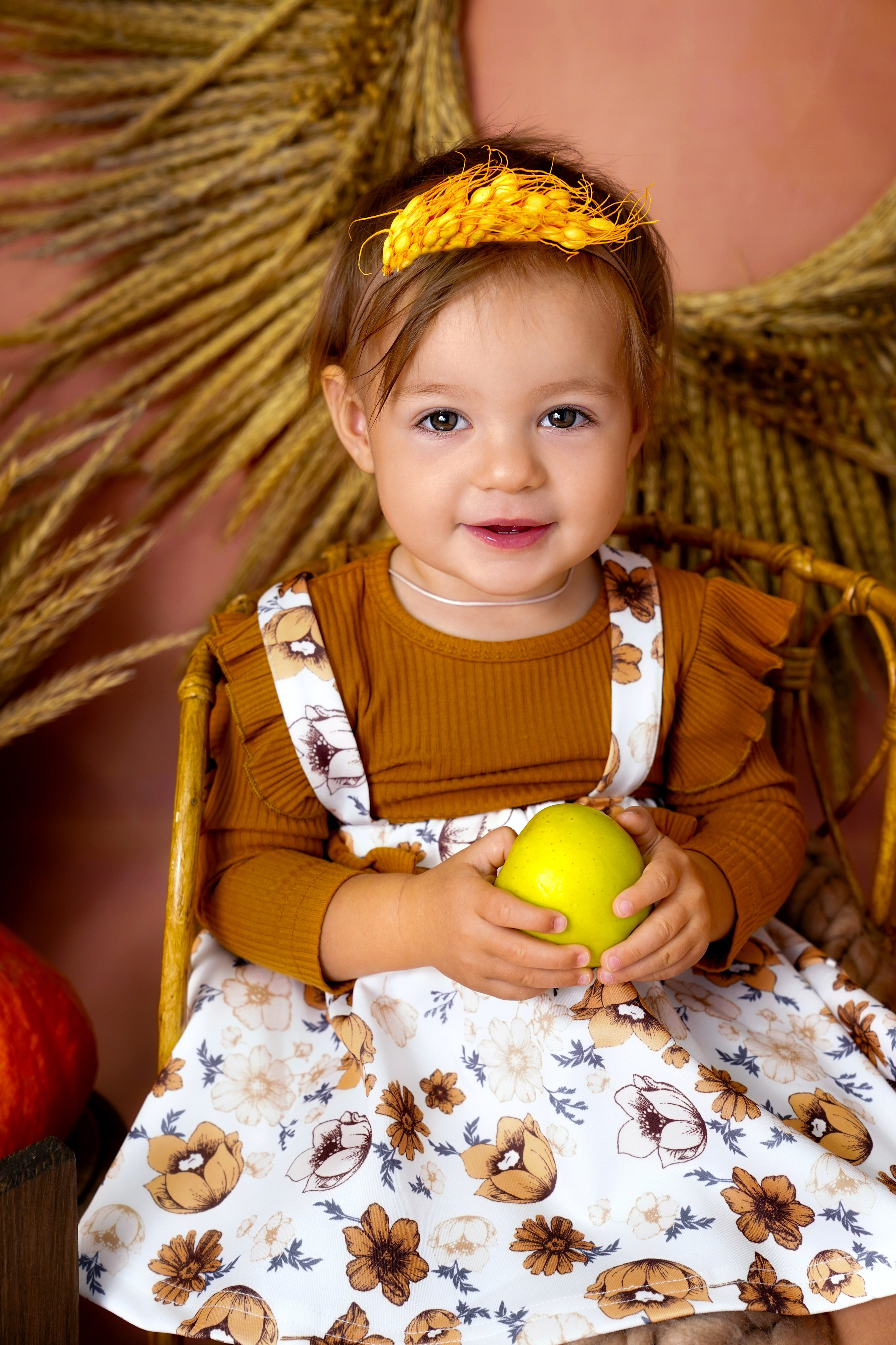 Фотосессия ГОДОВАСИЕ. Фотограф новорожденных, детей до года и беременных в Симферополе