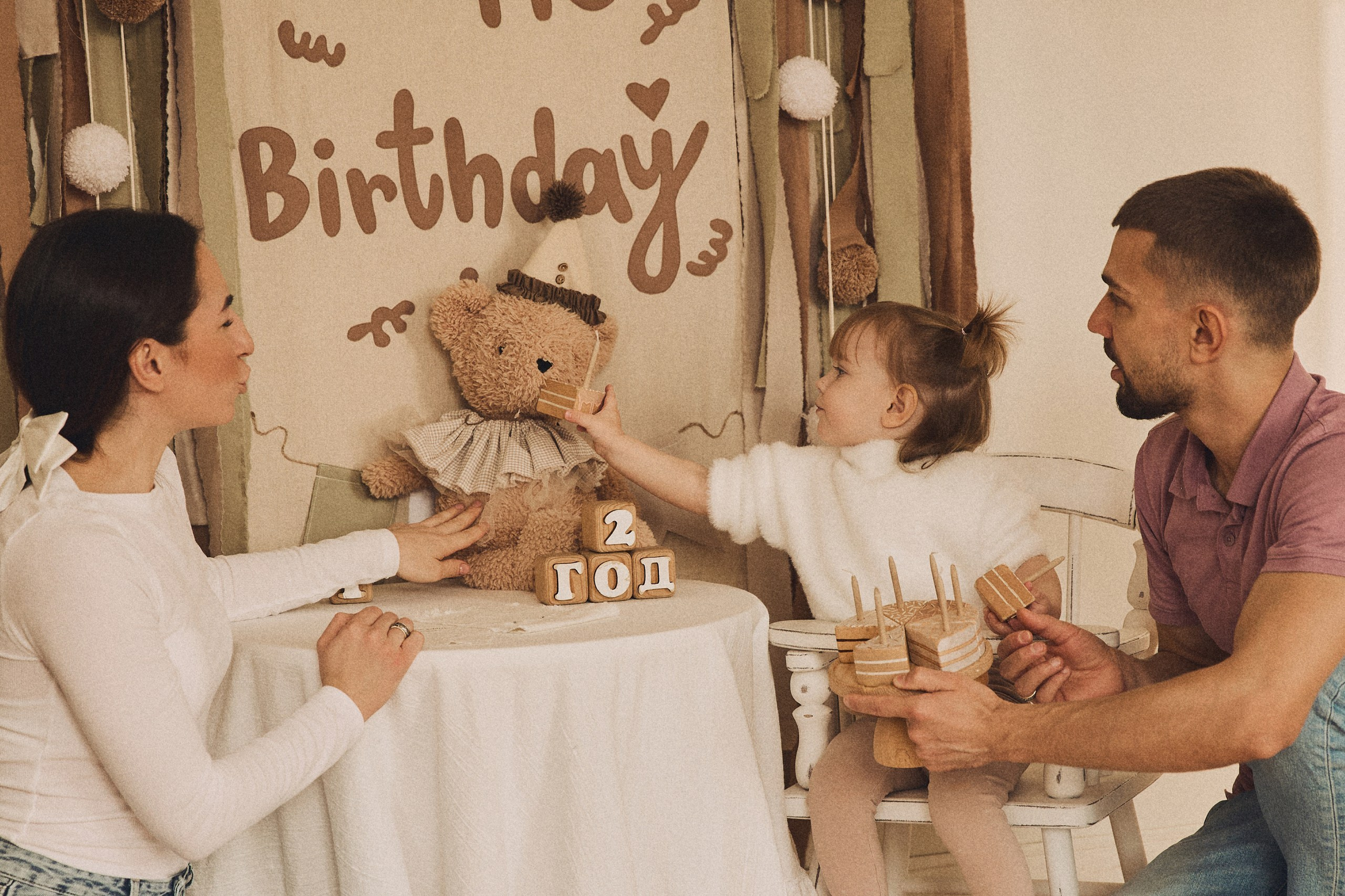 Семейная съёмка в фотостудии: как проходят мои съемки и что важно знать. Дмитрий Мазуркевич: Профессиональный Репортажный Фотограф