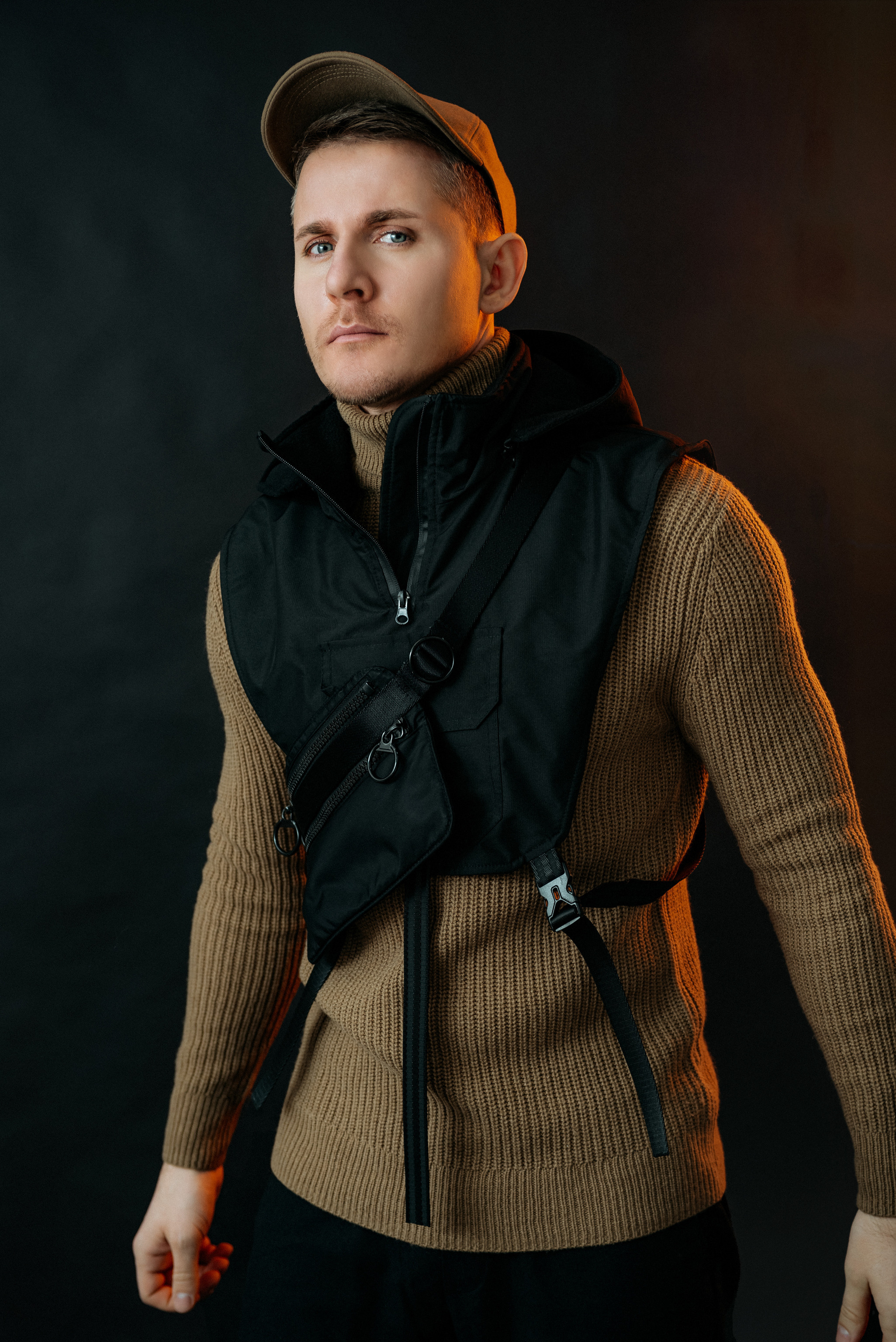 Александр артист