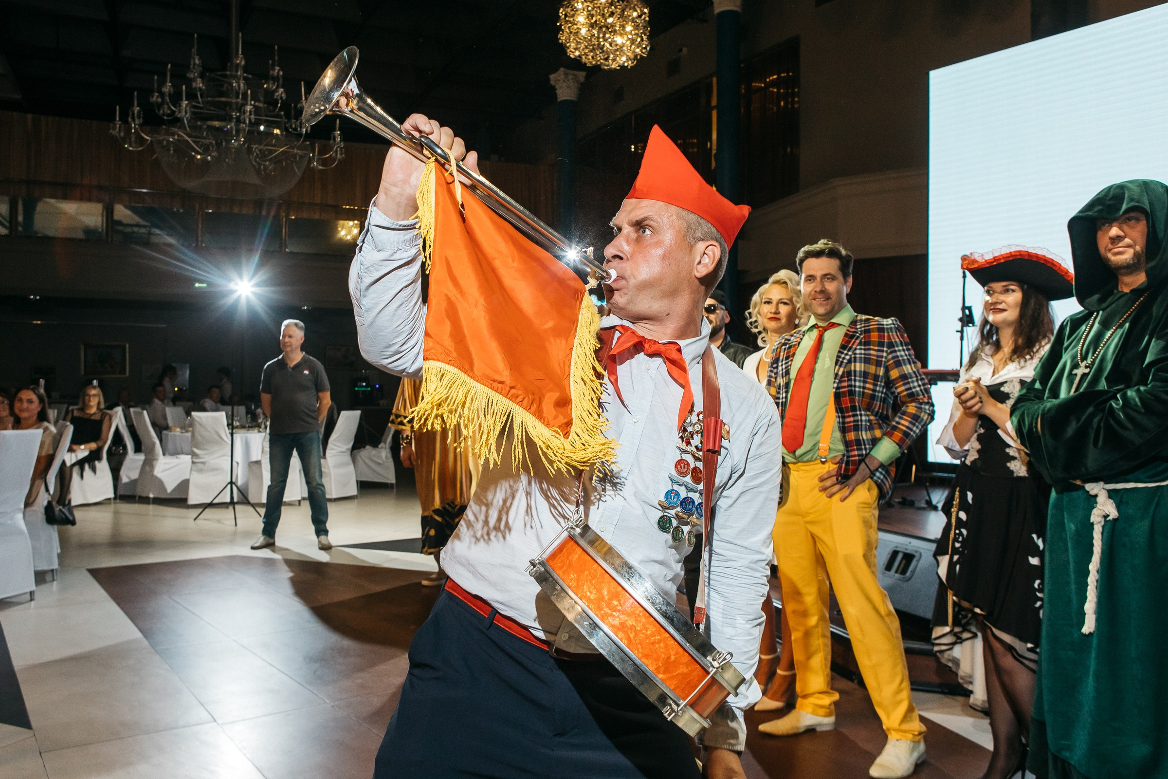 Хороший репортажный фотограф на корпоратив в Питере