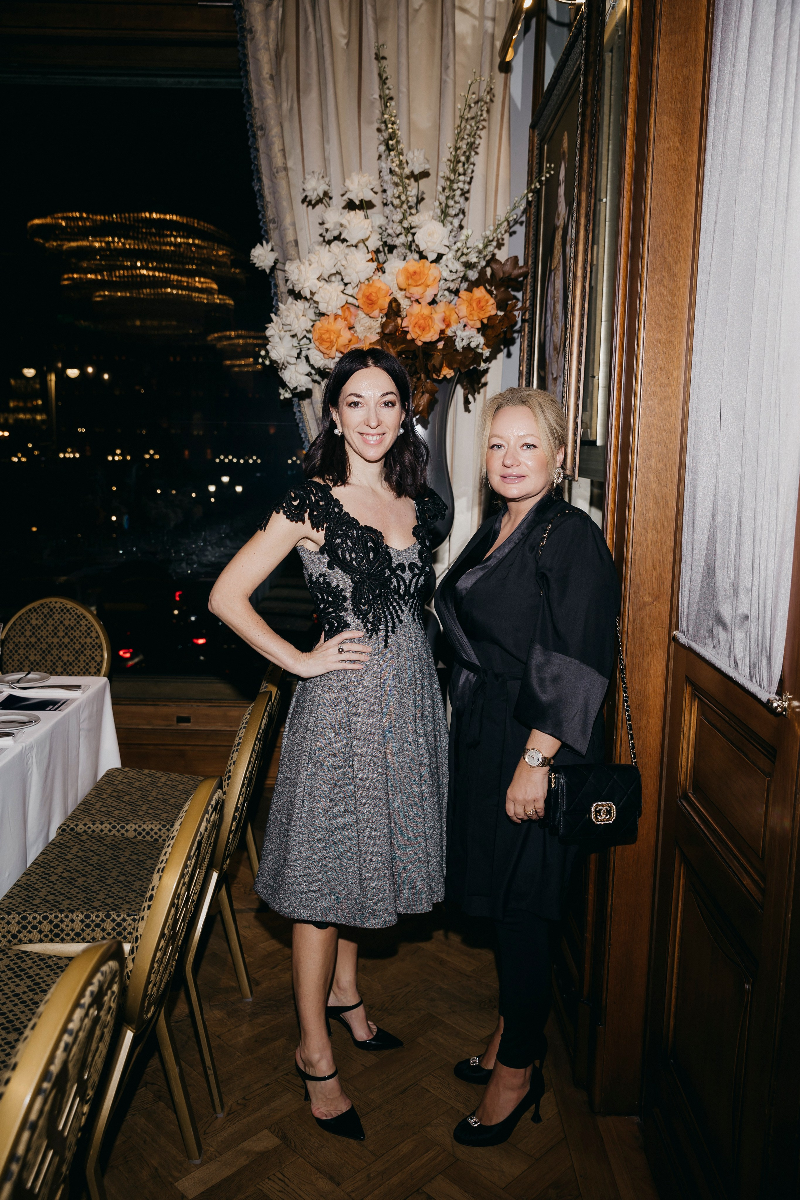 Ужин Коллекционеров, Белуга, Москва. «Птичка на проводе»: информационный портал в Москве