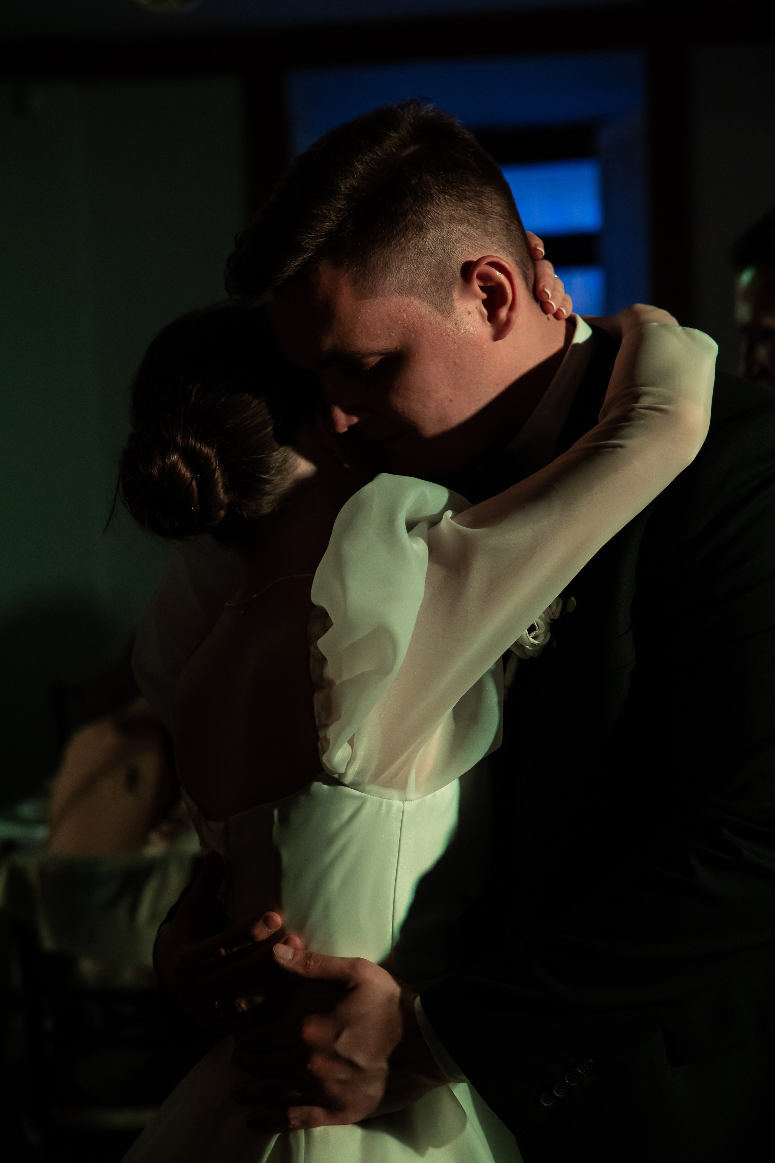 Свадебный фотограф СПб Цена Качество Профессионал Комфорт Радость. ФОТОГРАФ РАДОСТИ Фотосессия в студии СПб. Портретный фотограф — Юрий Торлопов