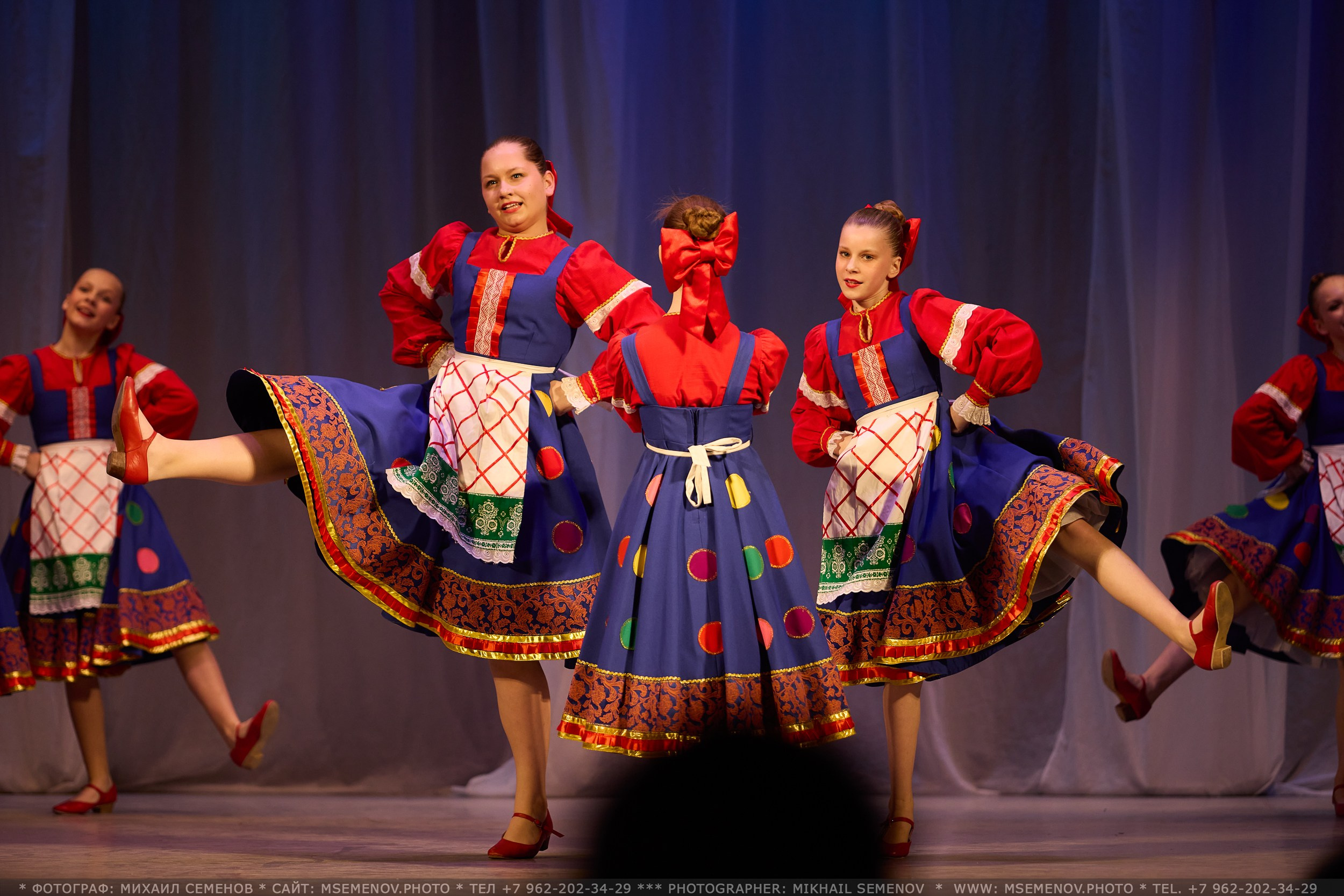 Фоторепортаж с Концерта «Волжанка» и «Задоринка»