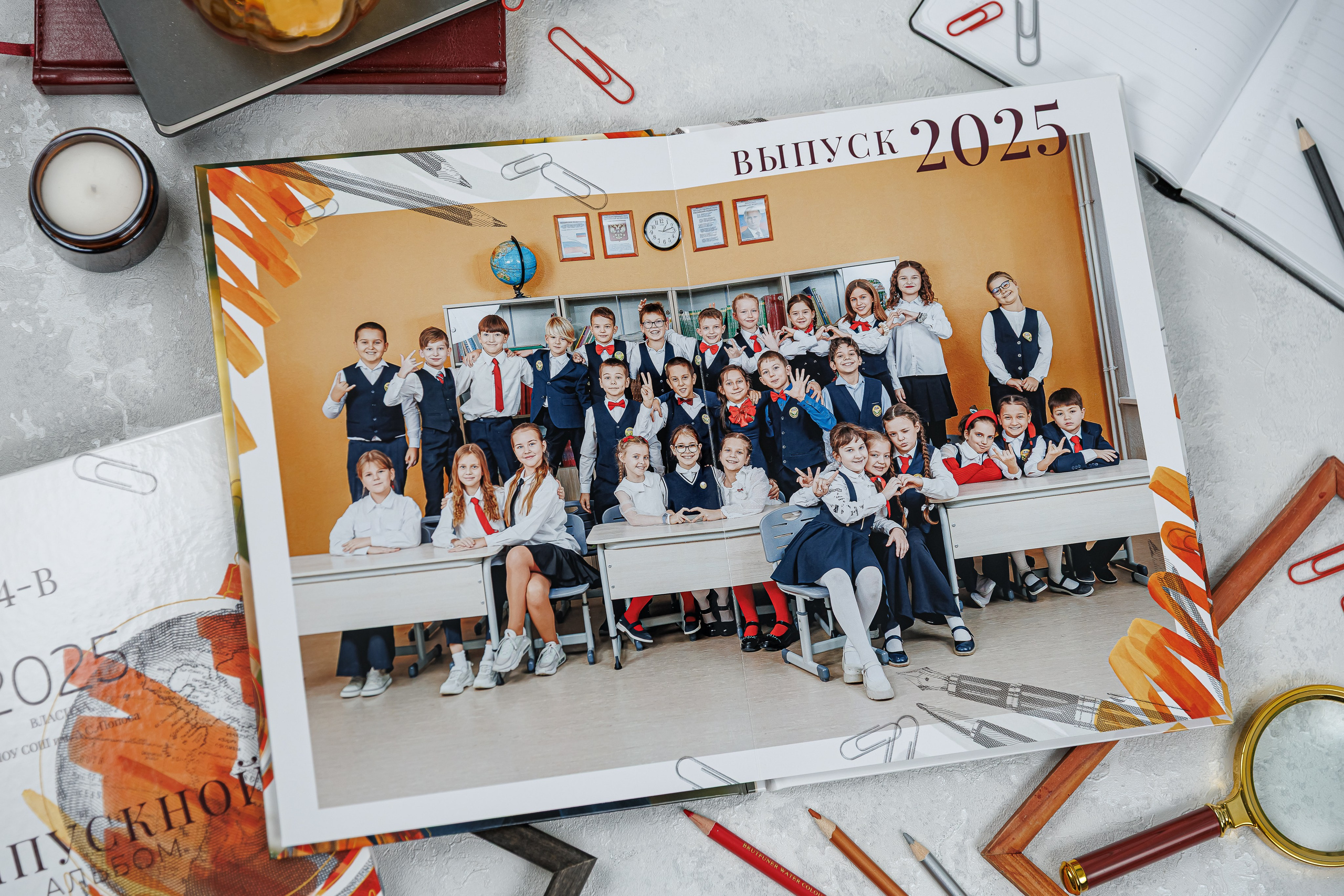 Выпускные альбомы 4 класс. Семейный и детский фотограф Комина Елена, Власиха, Одинцово