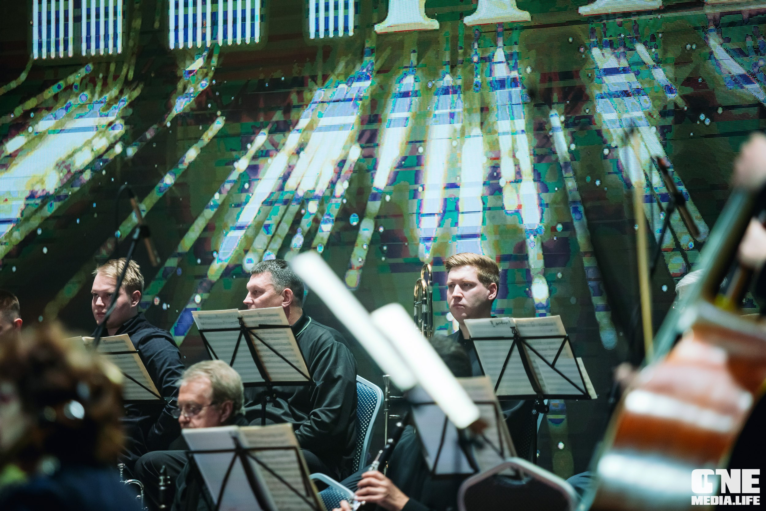 Концерт 8 марта в Янтарь холл. One Media Life: фоторепортажи, фотоотчеты с мероприятий и заведений