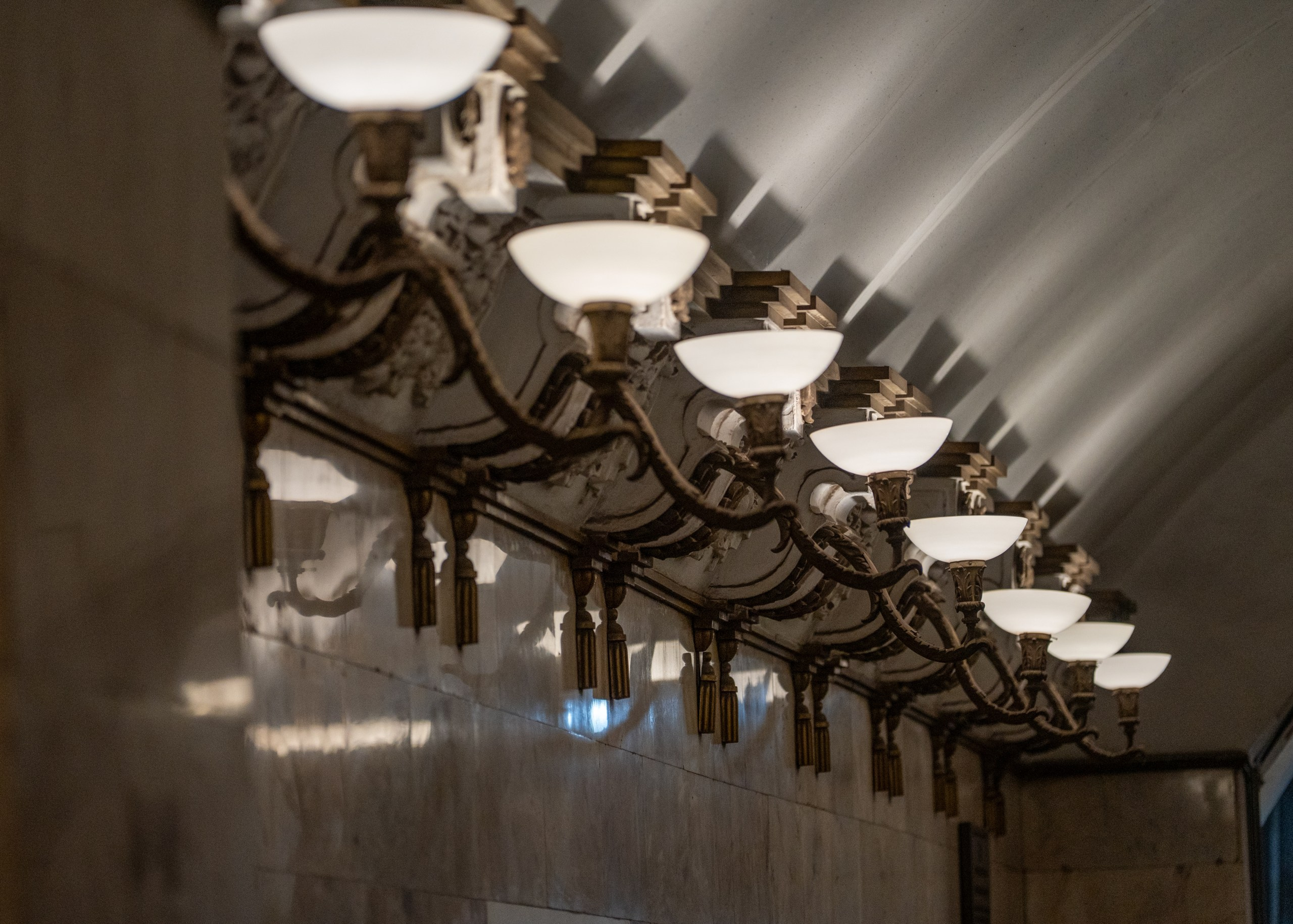 Парадные залы подземного дворца. П&П — Полезное с Приятным. Фотоэкскурсии — Москва на память. Экскурсовод и фотограф в Москве. Увези столицу в своём альбоме!