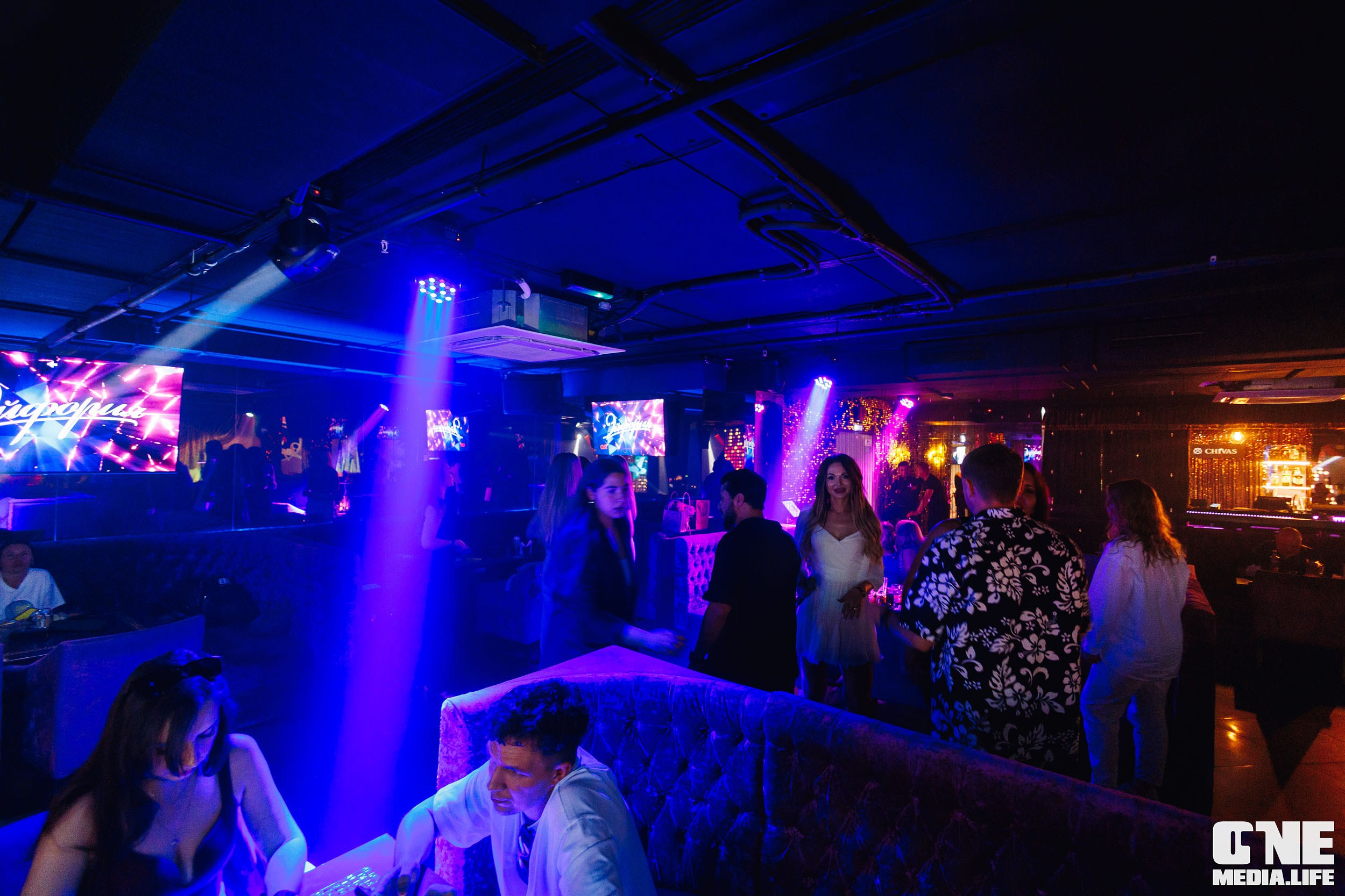 Фоторепортаж из караоке-клуба Эйфория. One Media Life: фоторепортажи, фотоотчеты с мероприятий и заведений