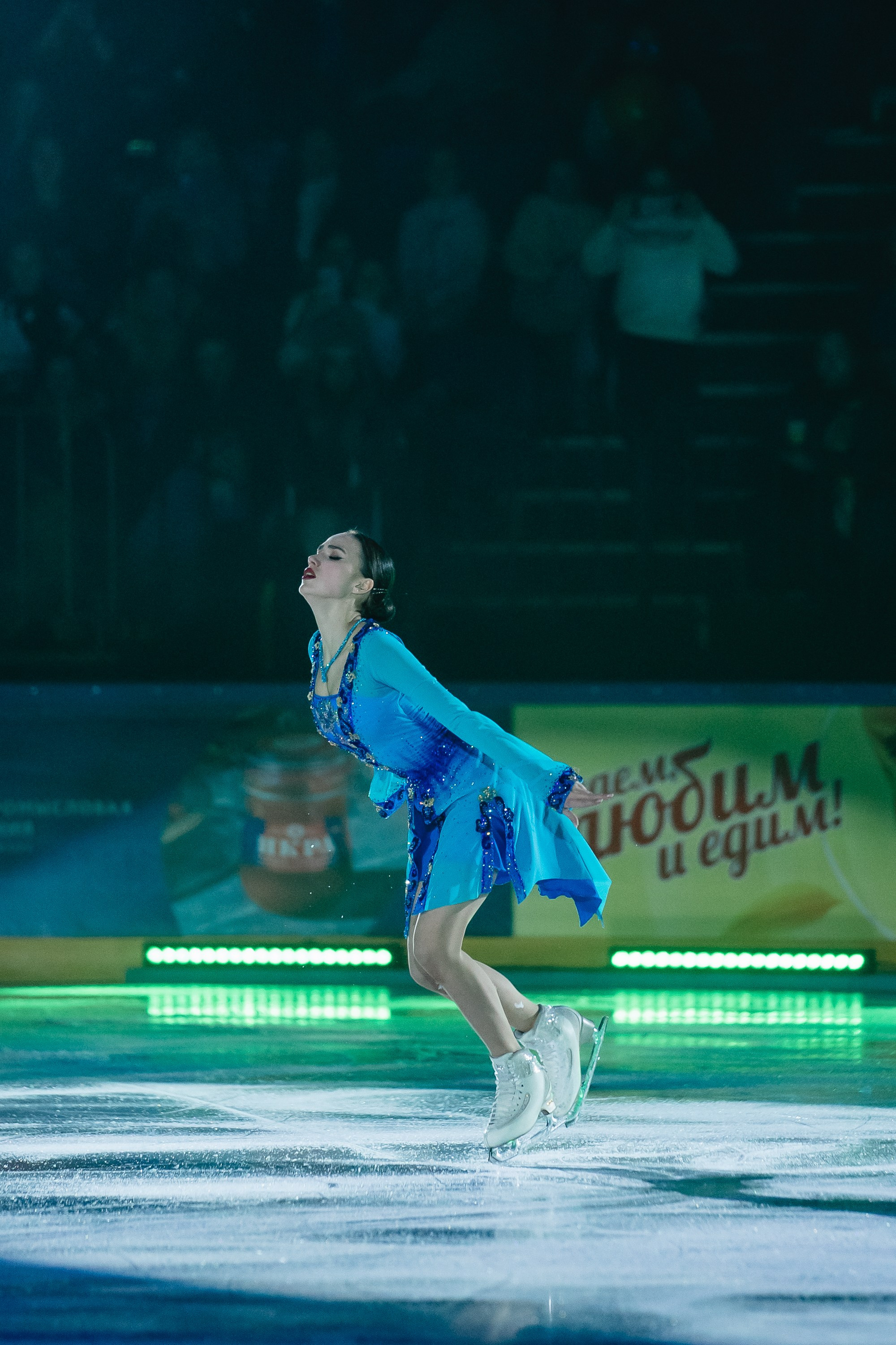 Шоу «Чемпионы на льду» в Новосибирске. Воробьева Ксения — Спортивный и танцевальный фотограф Новосибирск