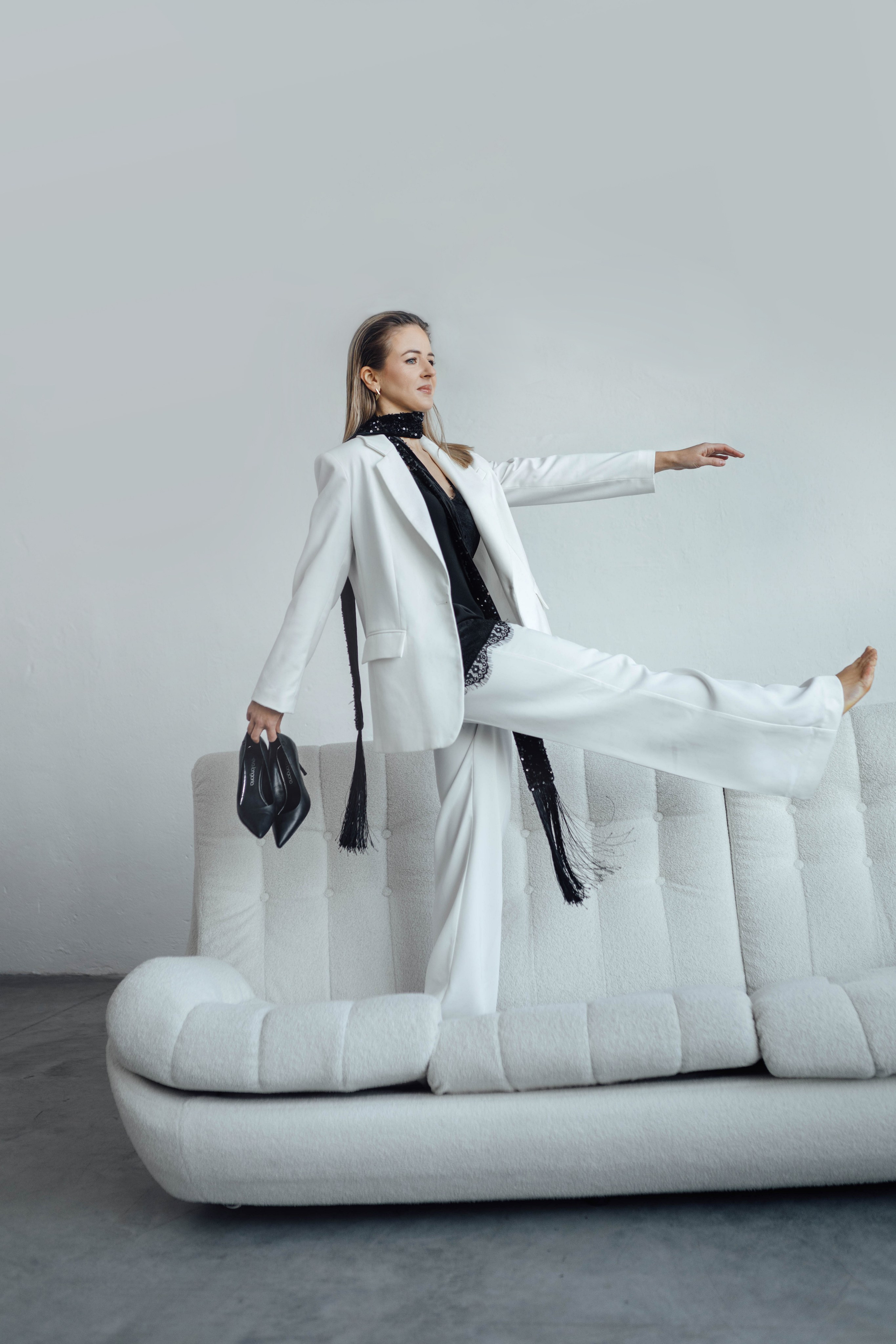 Александра, Lightstudio