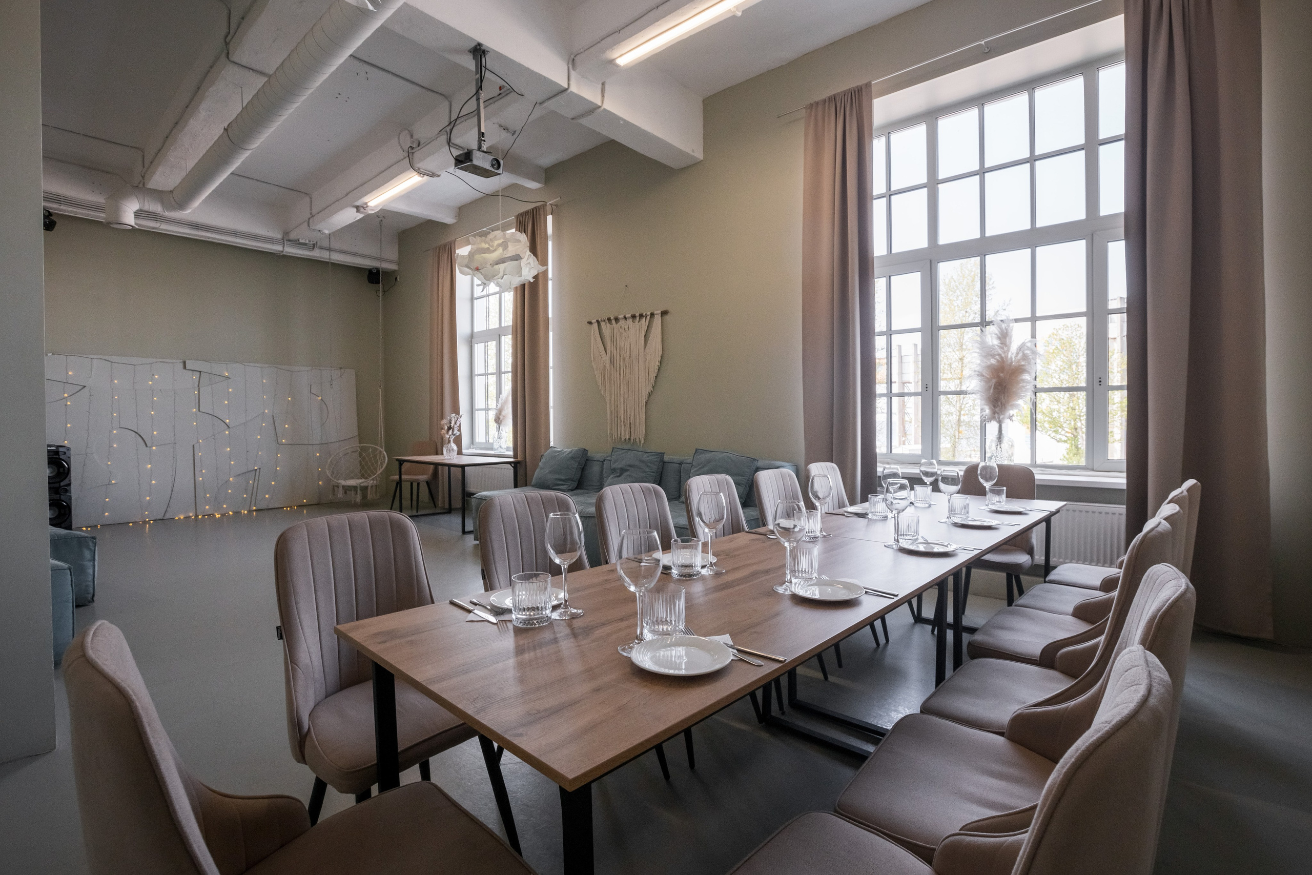 Кожевенная, 34А. Аренда лофта в СПб для мероприятий